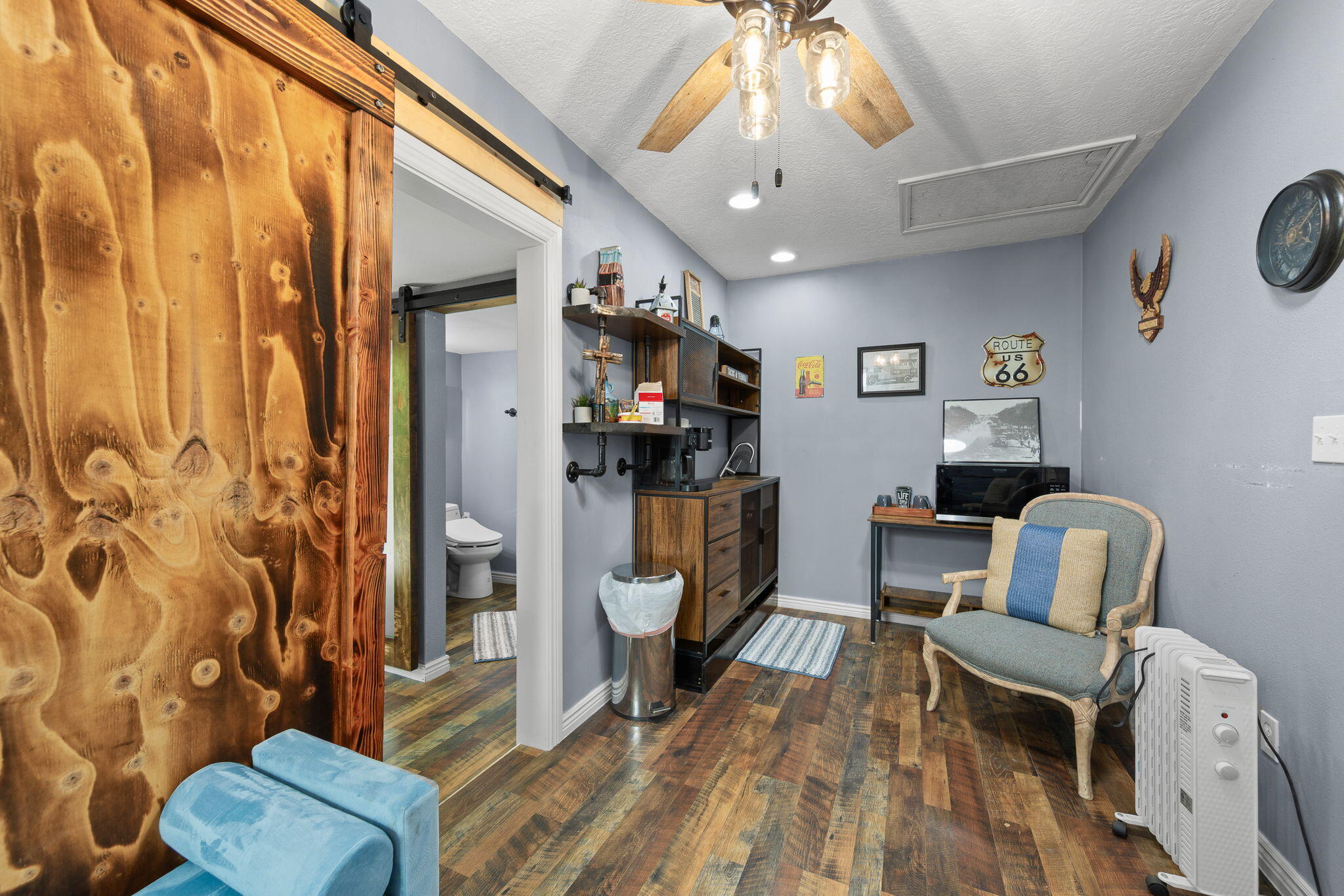 MIDDLETON TOWN - Residential