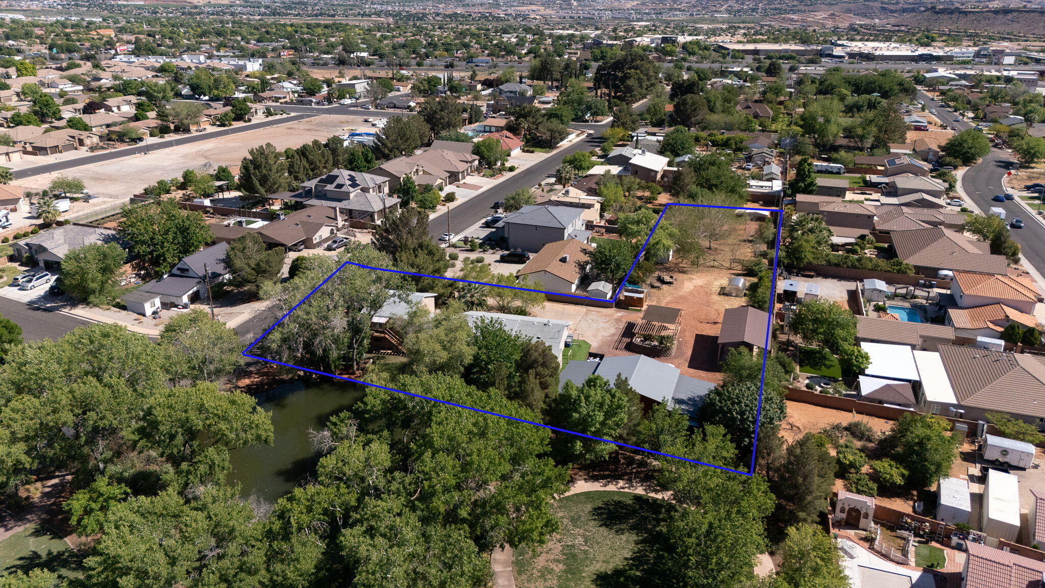 MIDDLETON TOWN - Residential