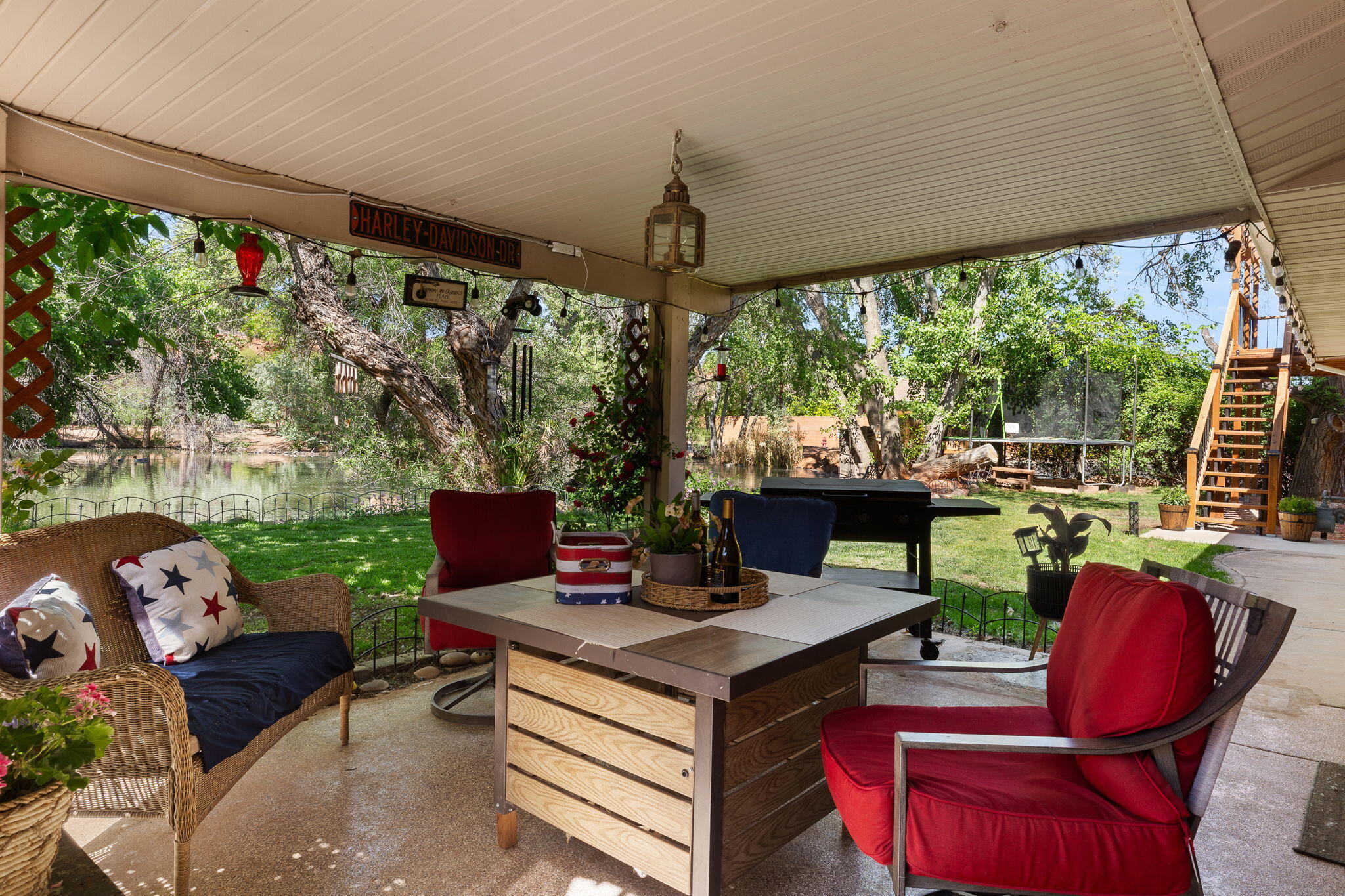 MIDDLETON TOWN - Residential