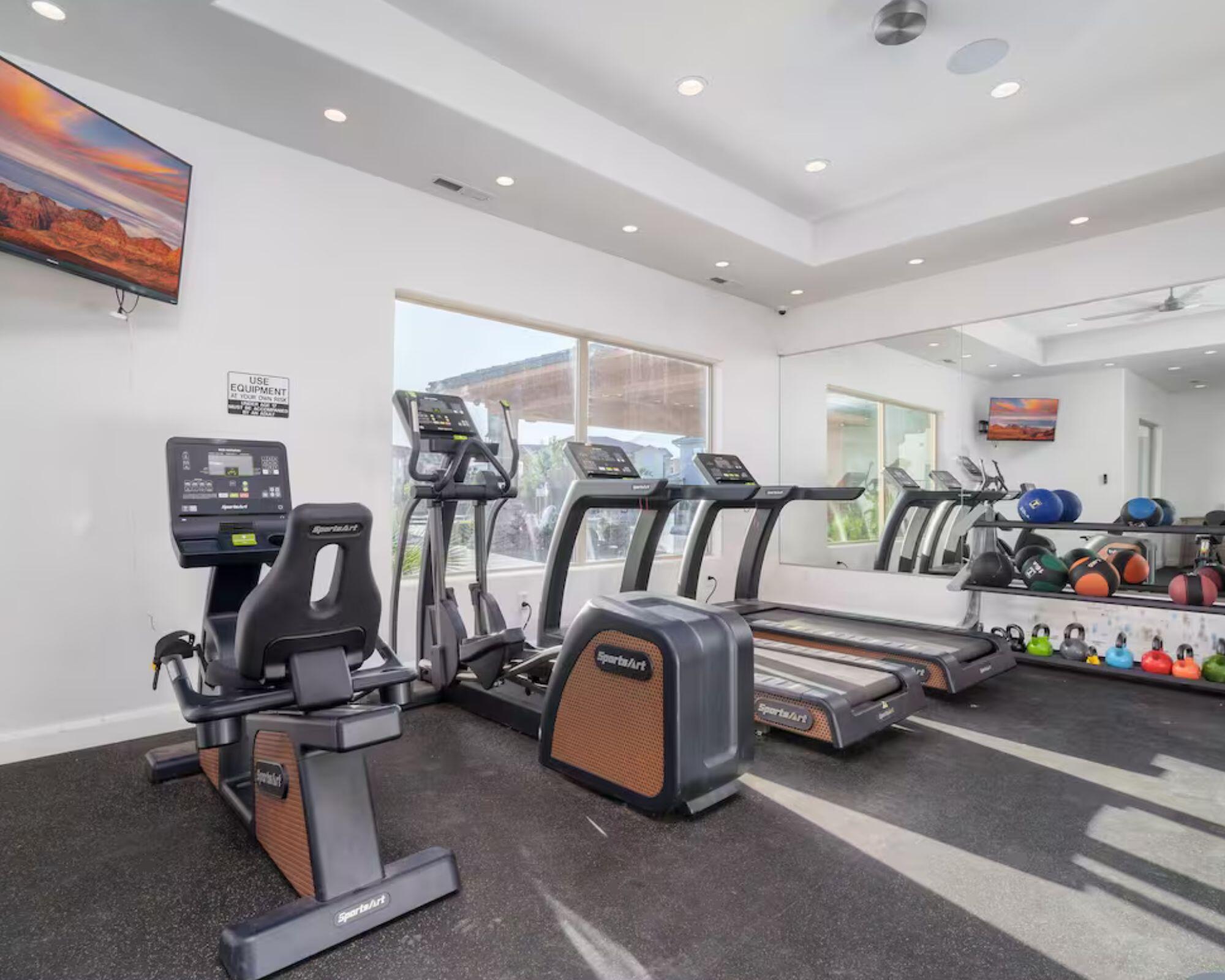 ZION VILLAGE TWHM - Residential