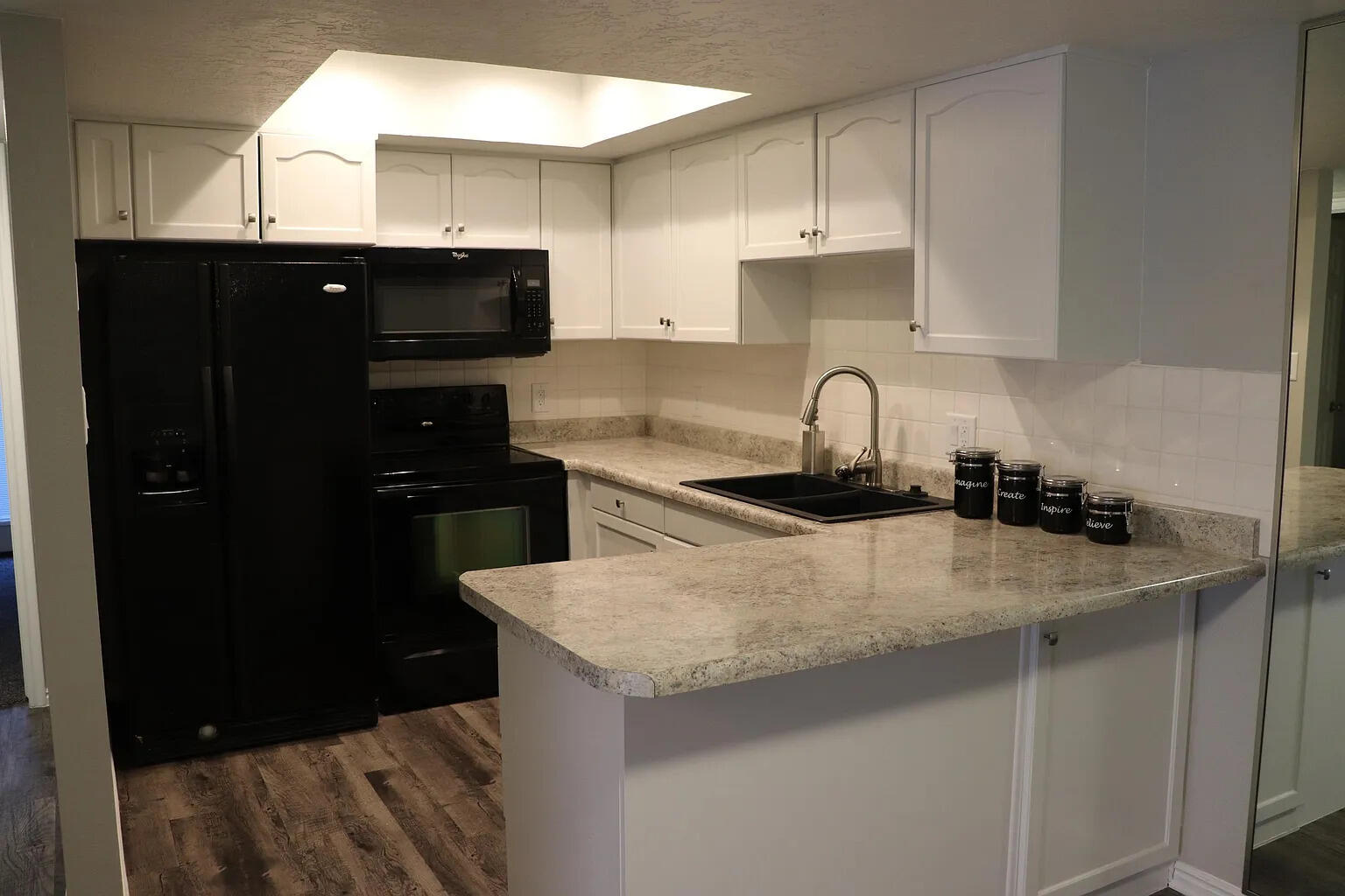 TOWN OAKS - Residential