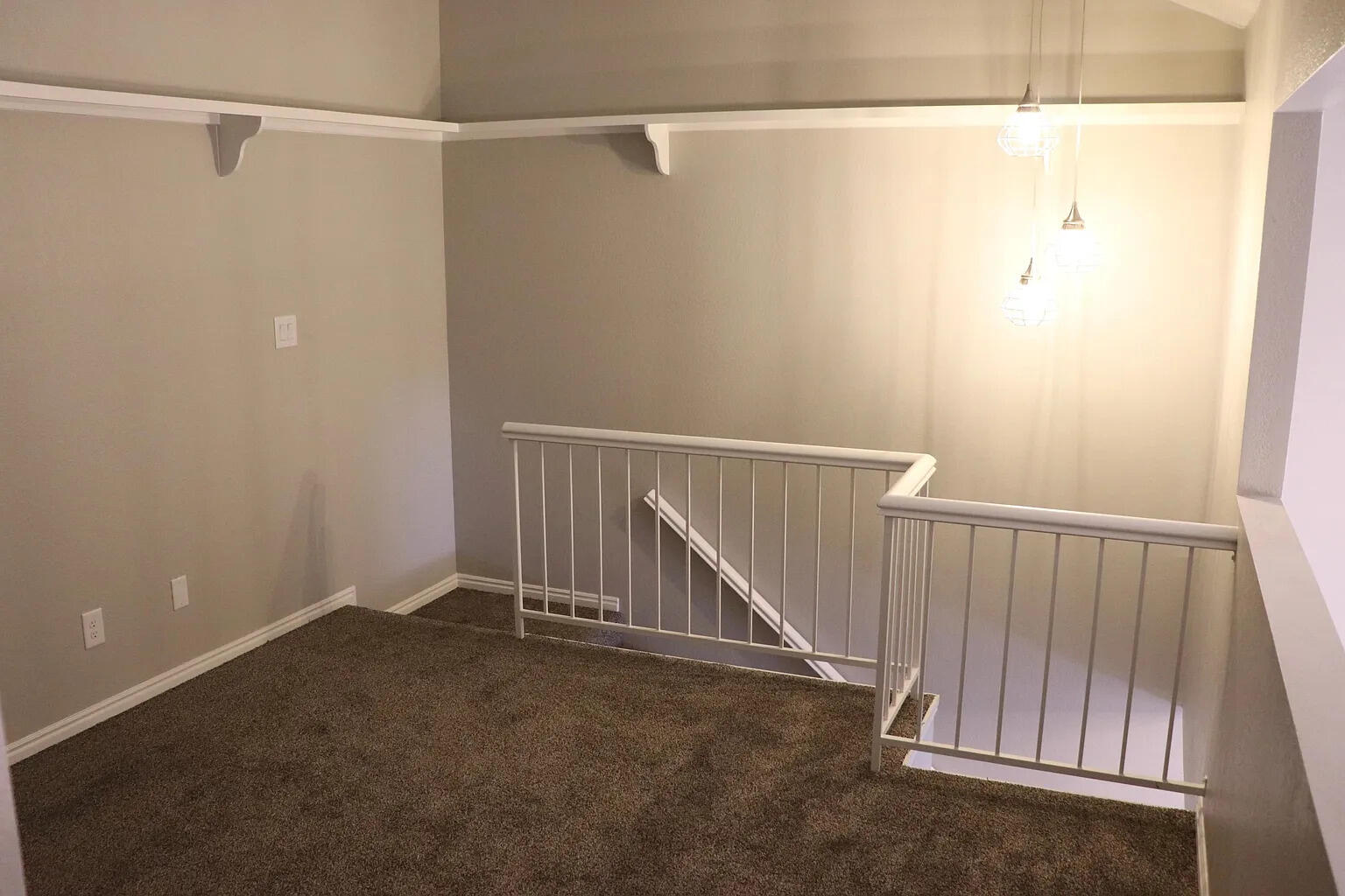 TOWN OAKS - Residential