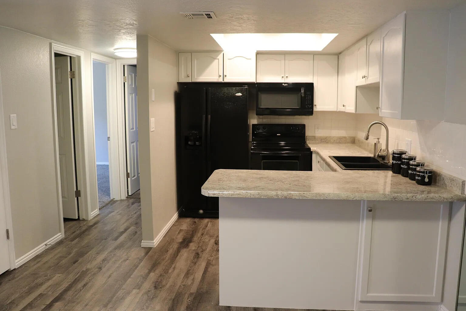 TOWN OAKS - Residential