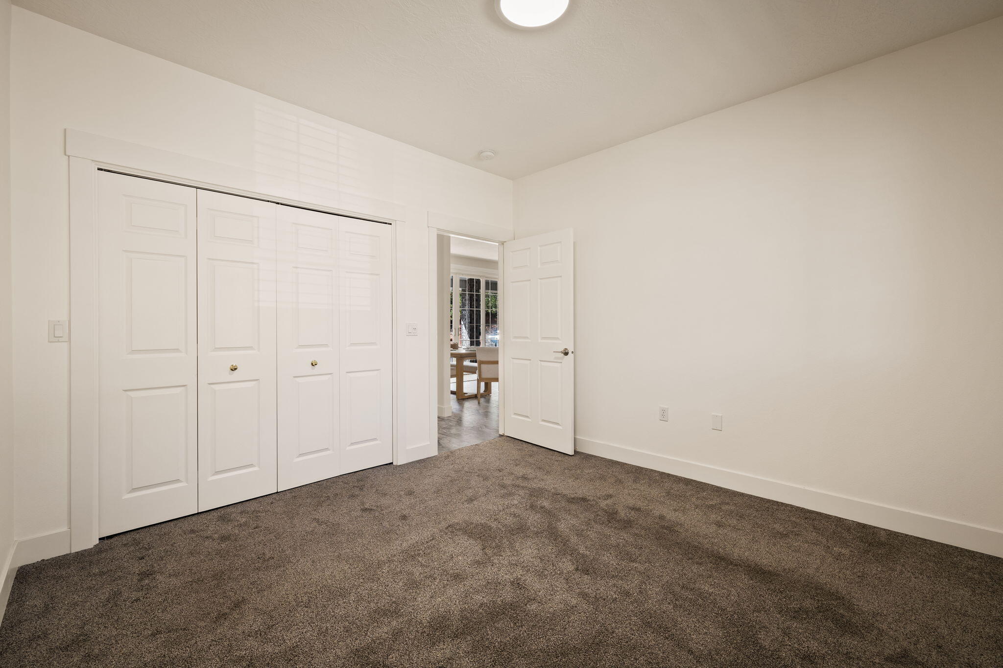 SANDSTONE TERRACE - Residential