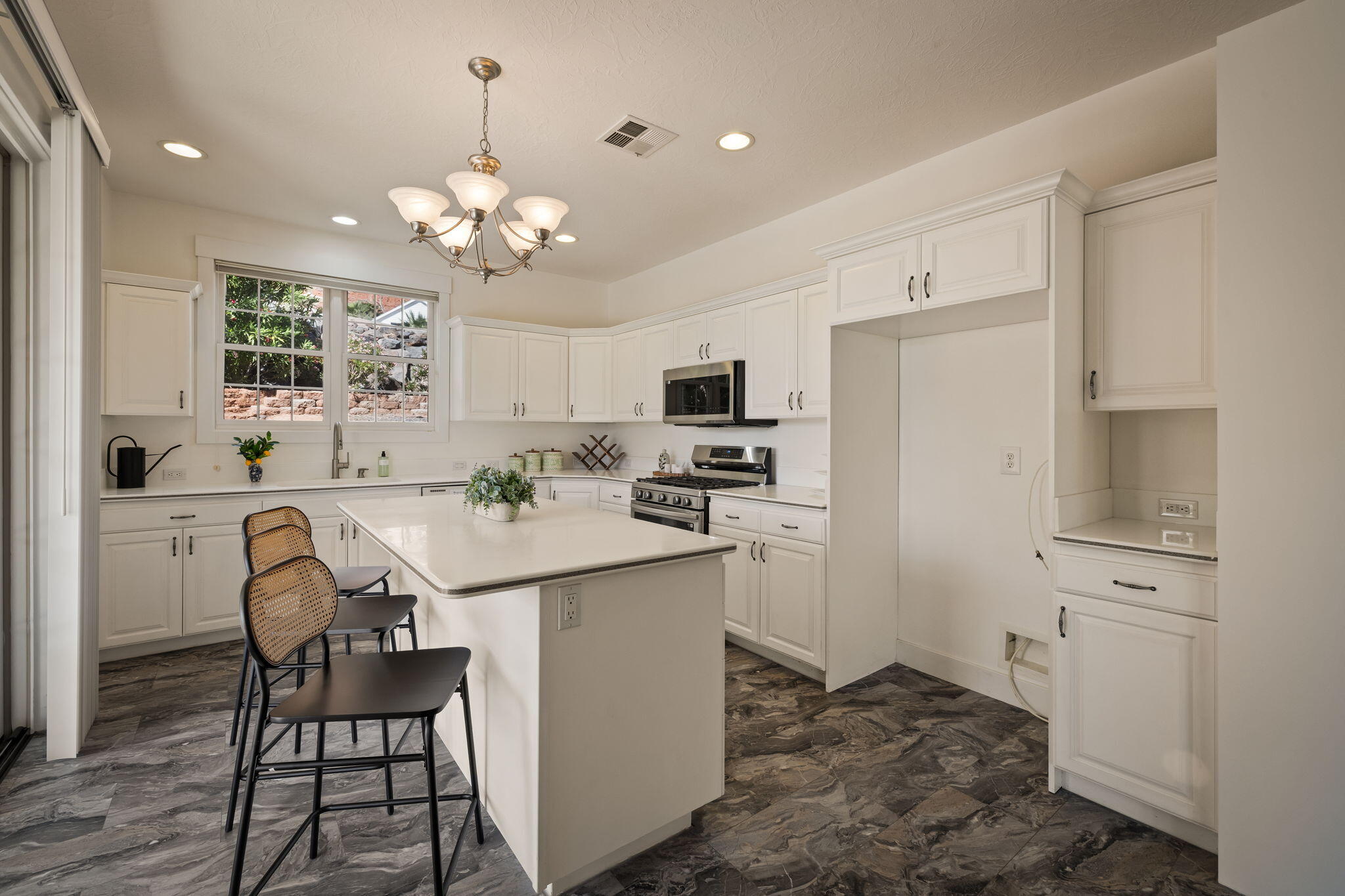 SANDSTONE TERRACE - Residential