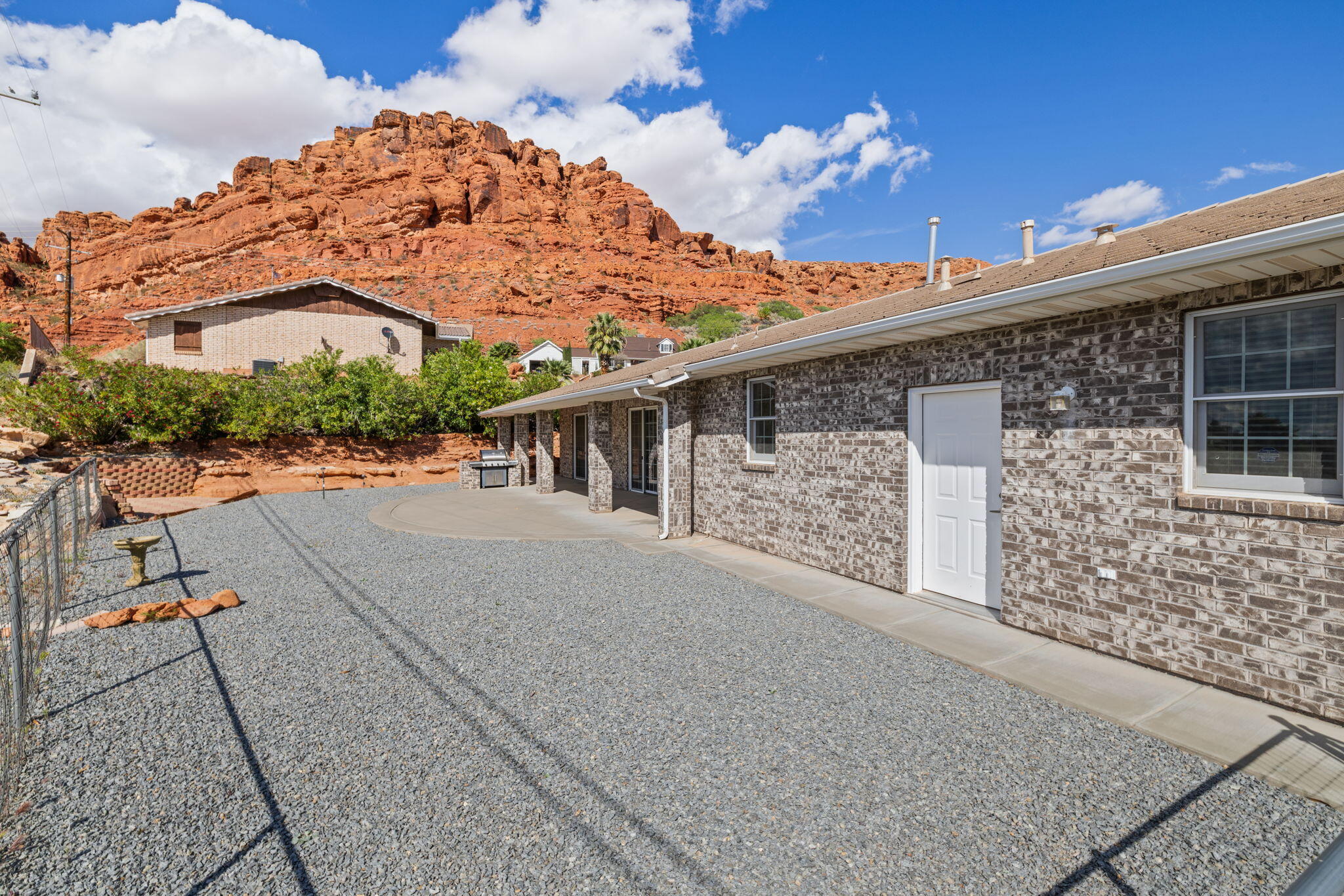 SANDSTONE TERRACE - Residential