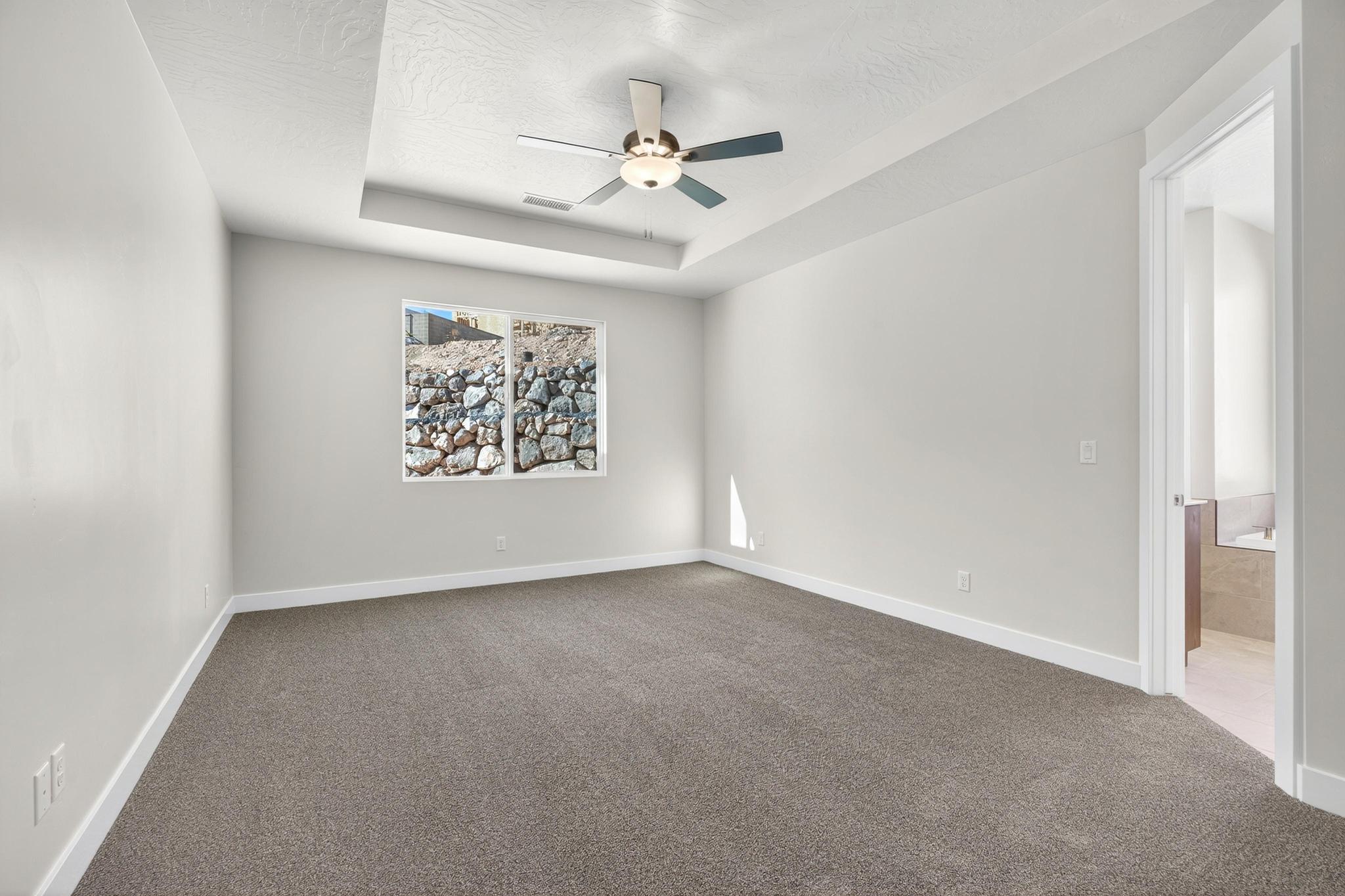 SCENIC POINTE - Residential