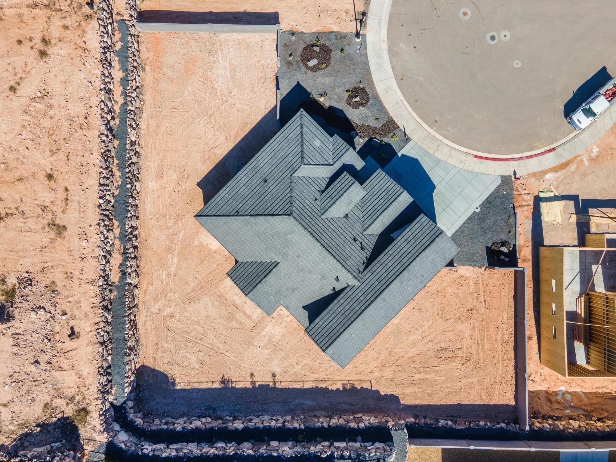 SCENIC POINTE - Residential