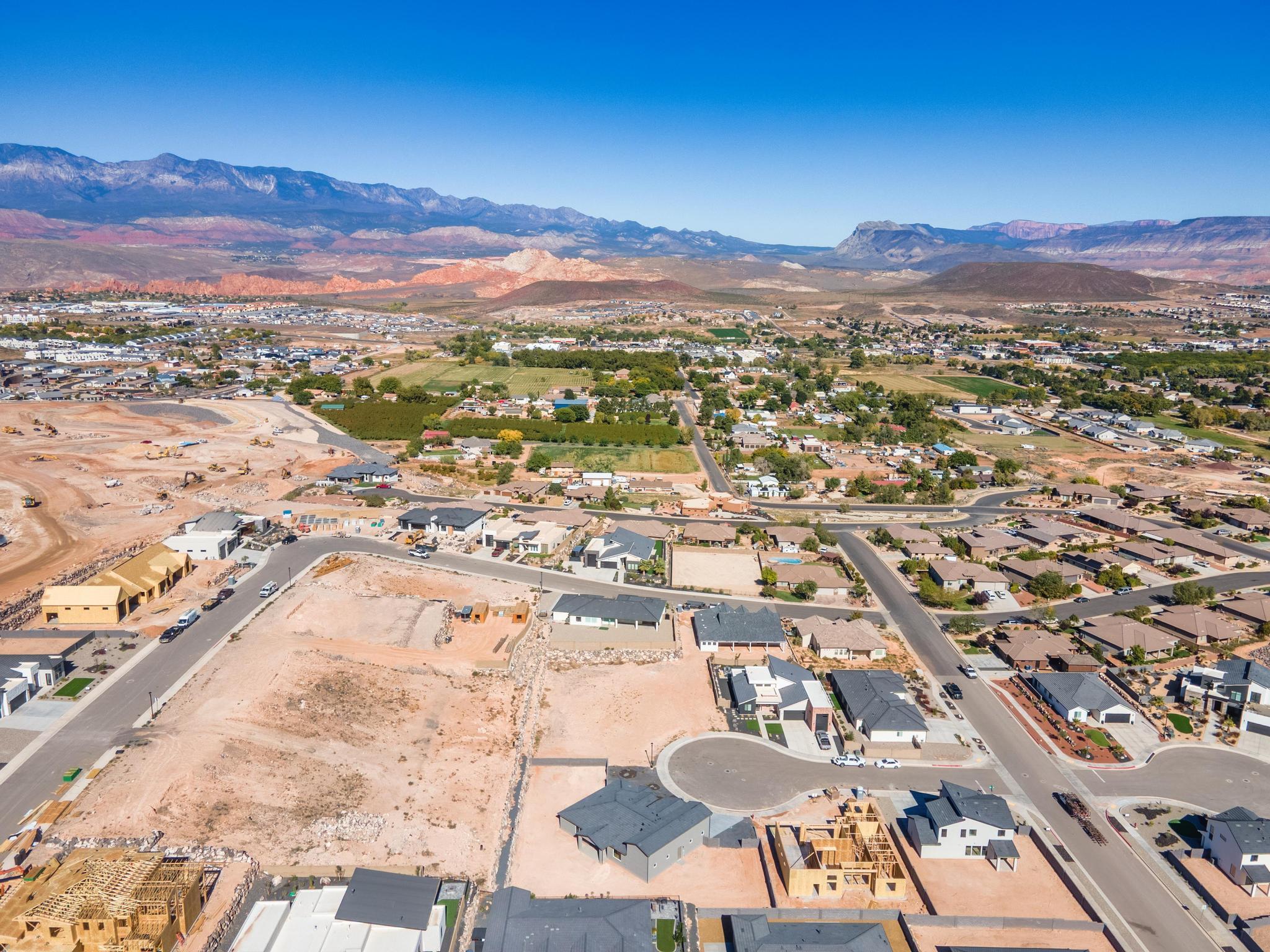 SCENIC POINTE - Residential