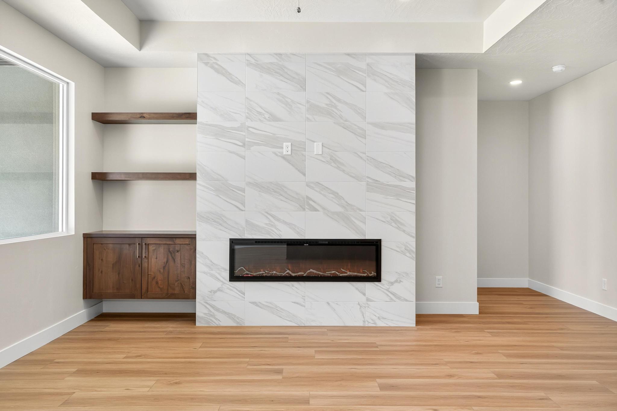 SCENIC POINTE - Residential