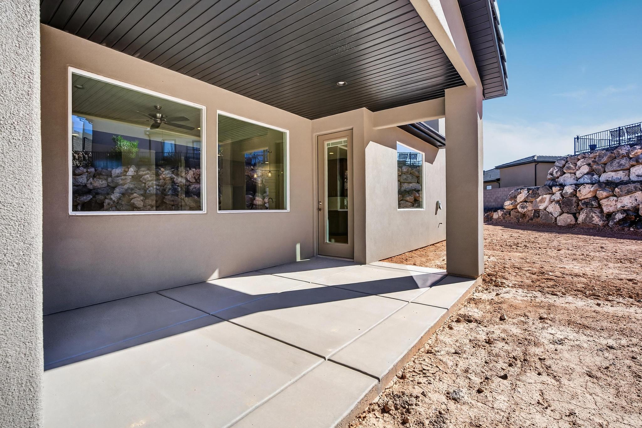 SCENIC POINTE - Residential