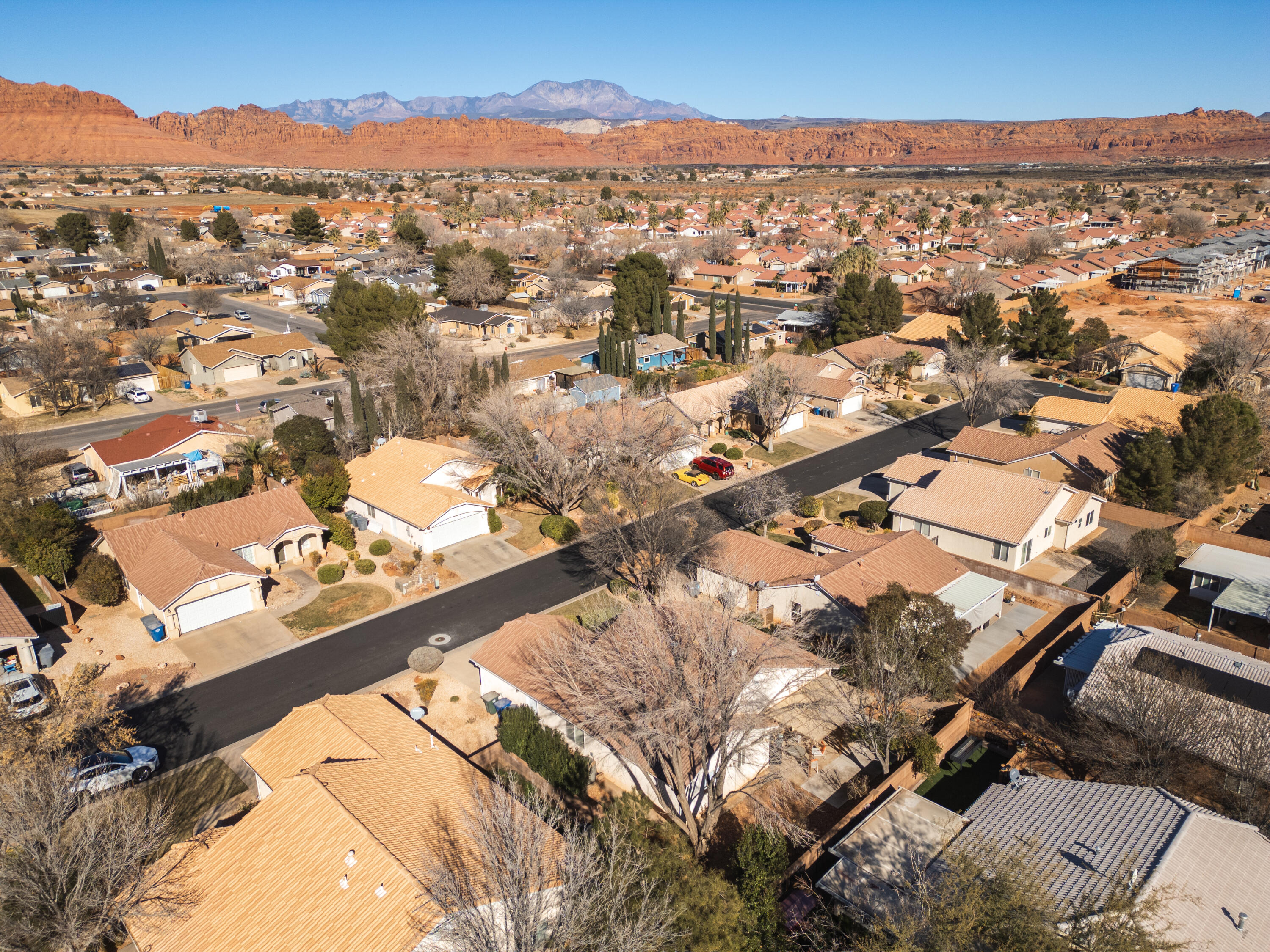 RED MOUNTAIN TOWNHOMES - Residential