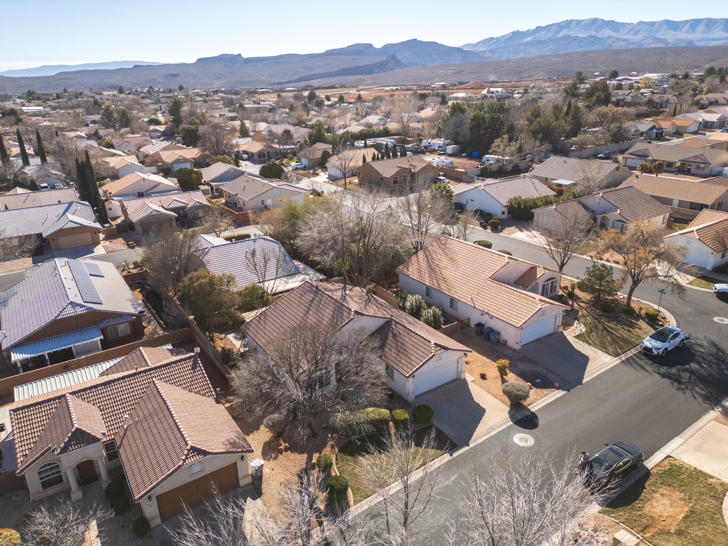 RED MOUNTAIN TOWNHOMES - Residential