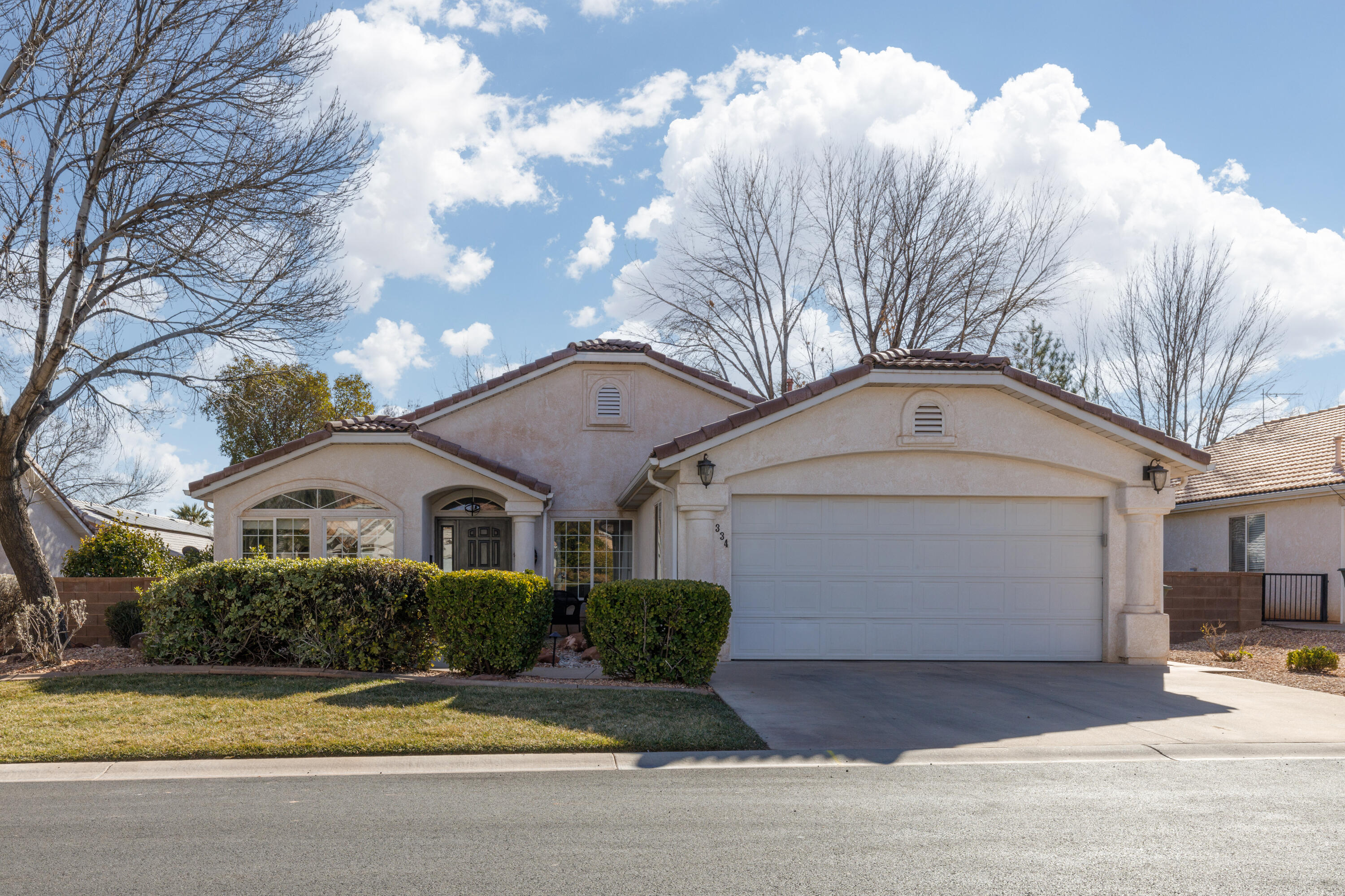 RED MOUNTAIN TOWNHOMES - Residential