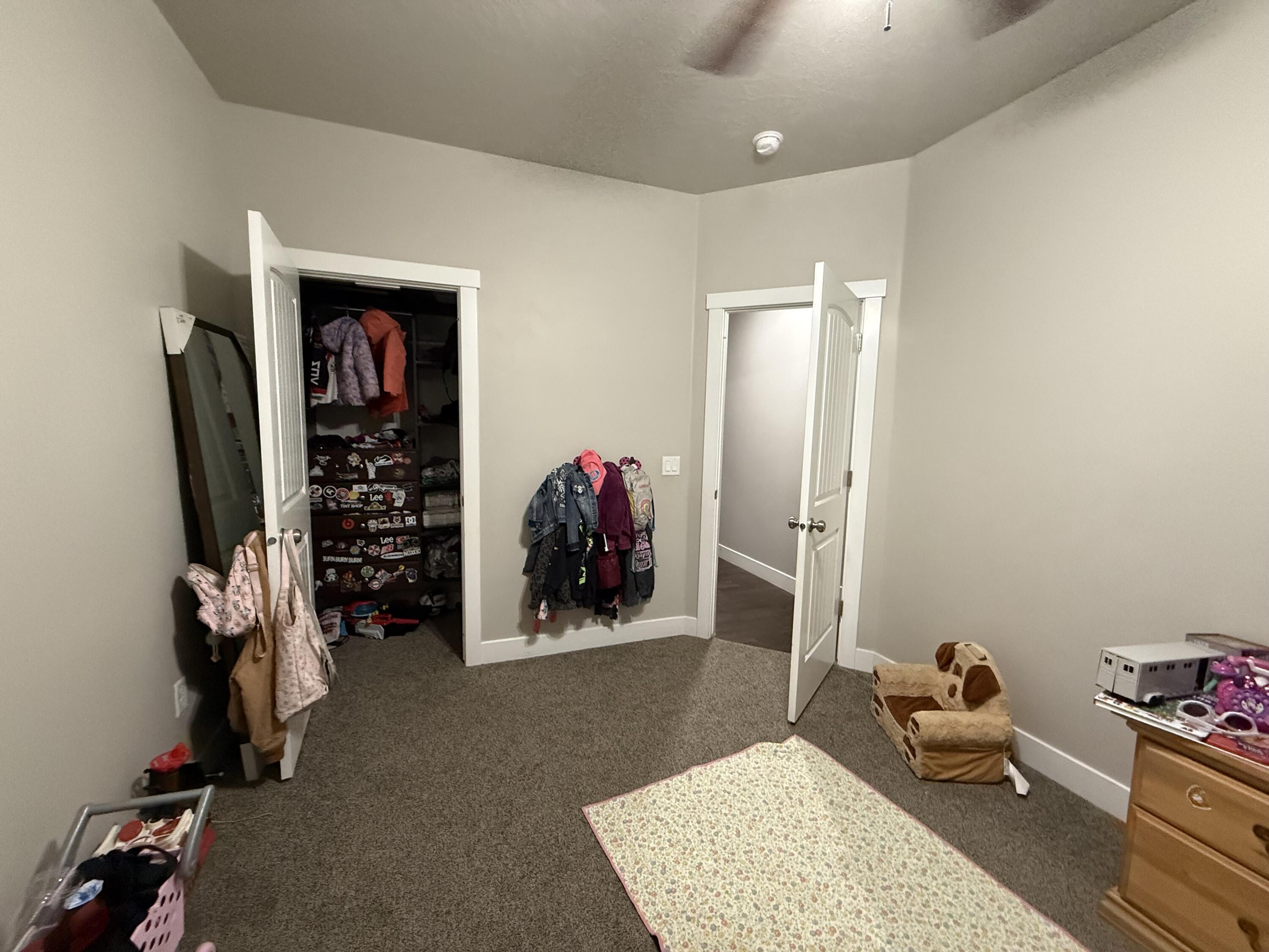 BROOKHAVEN FIELDS - Residential