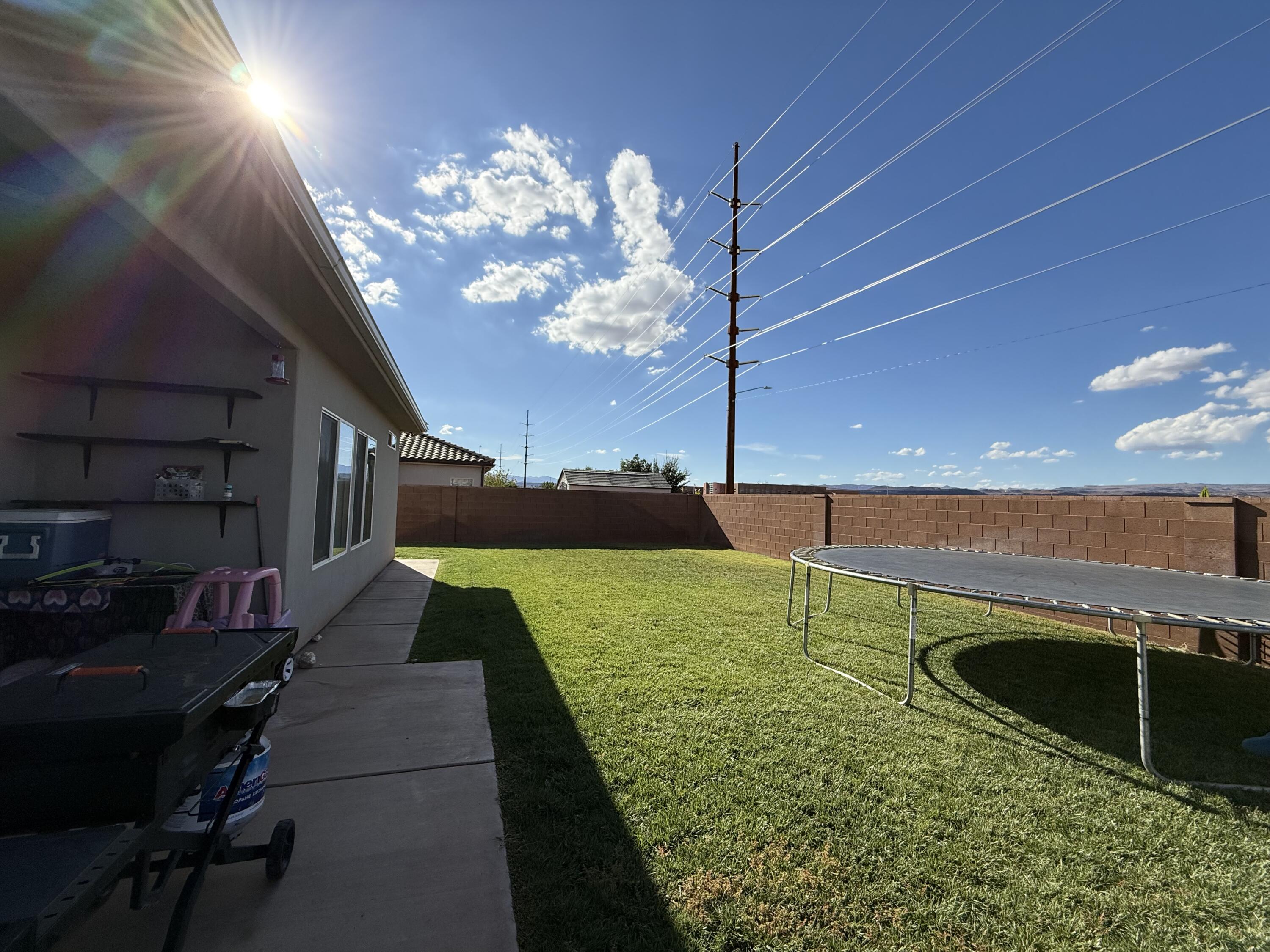 BROOKHAVEN FIELDS - Residential