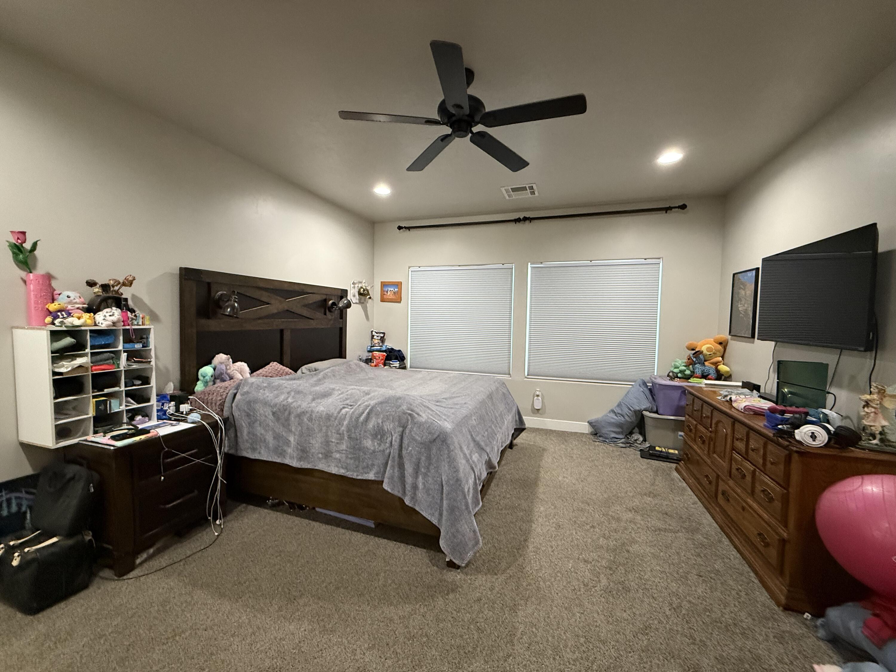 BROOKHAVEN FIELDS - Residential