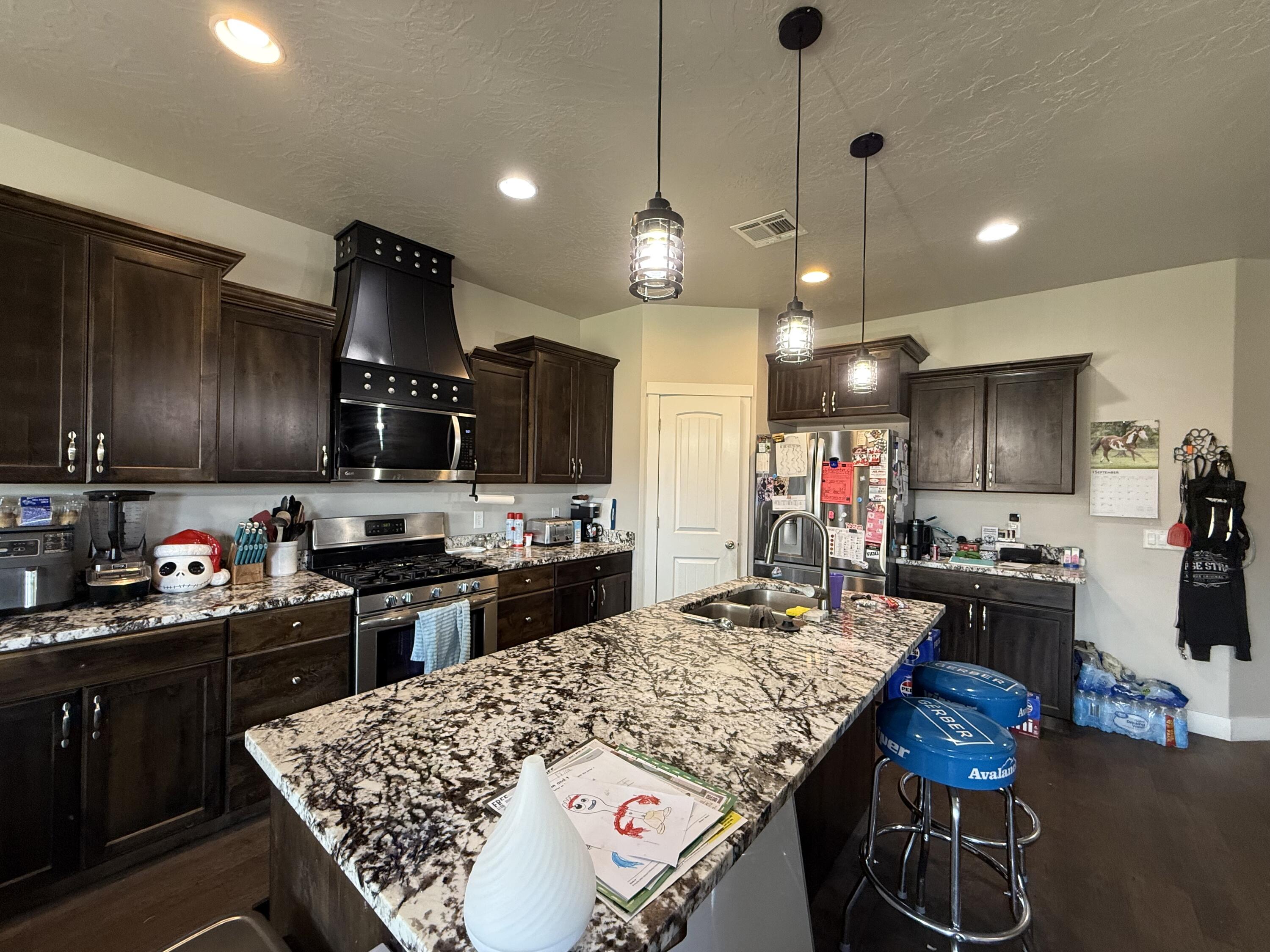 BROOKHAVEN FIELDS - Residential