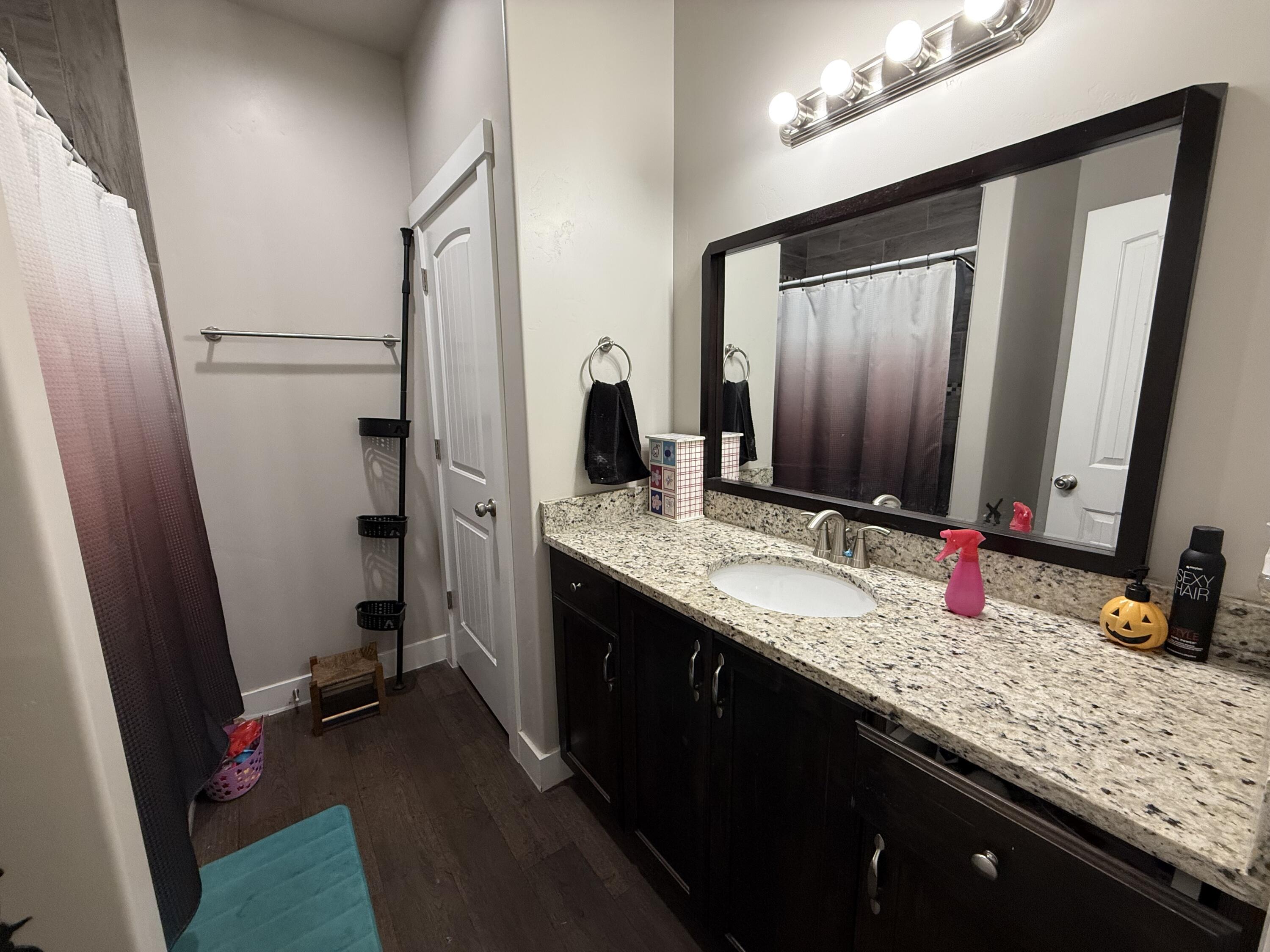 BROOKHAVEN FIELDS - Residential