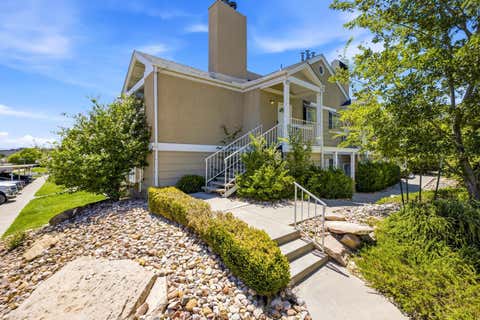 Photo of 345 N 2450 E #140, Saint George, UT 84790 (MLS # 26-274104)