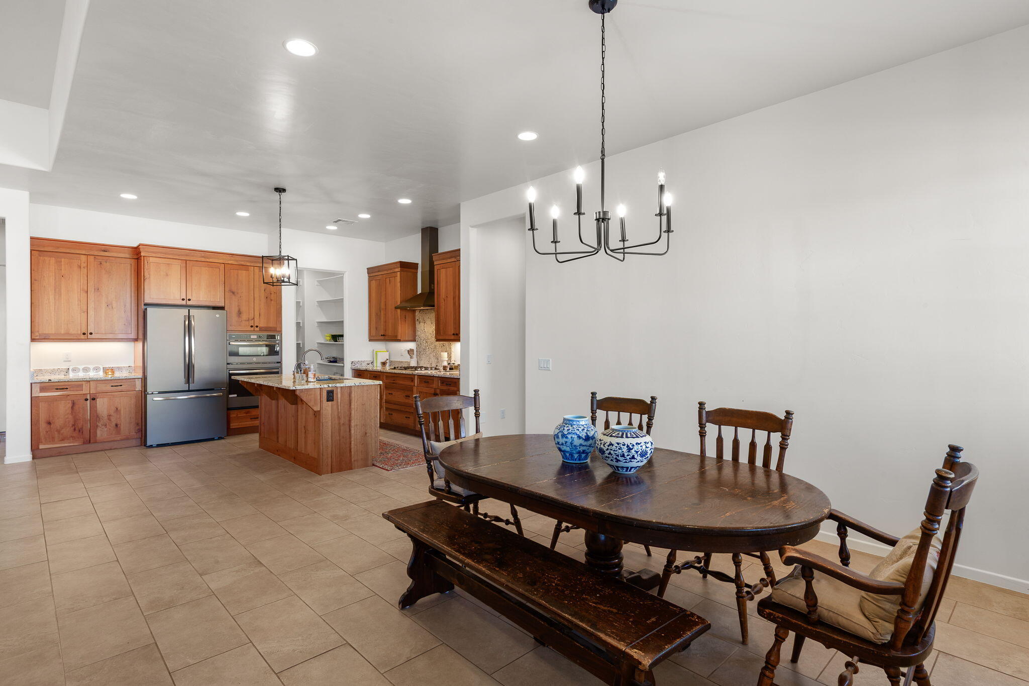 VINEYARD RIDGE - Residential