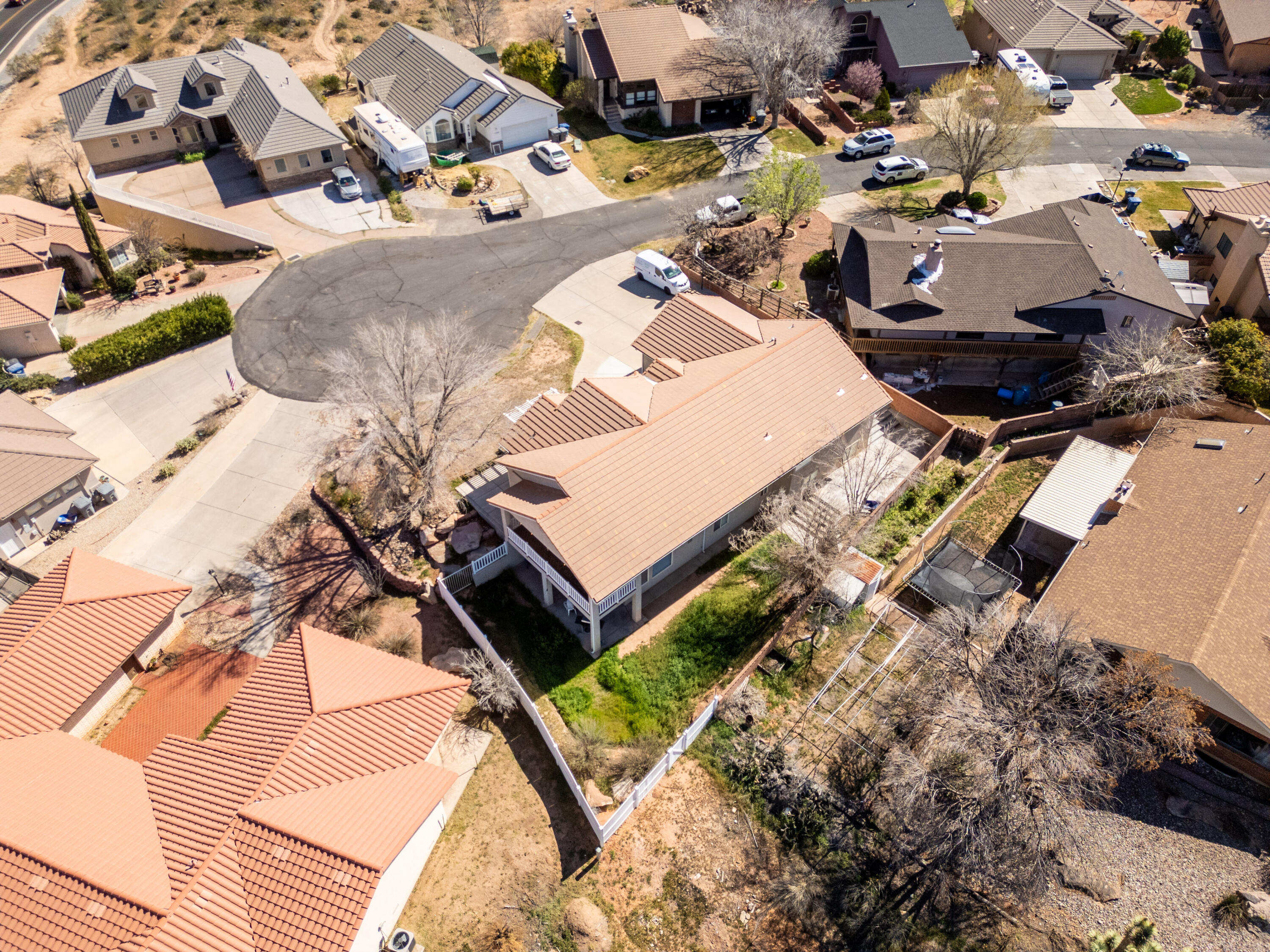 BLOOMINGTON HILLS - Residential