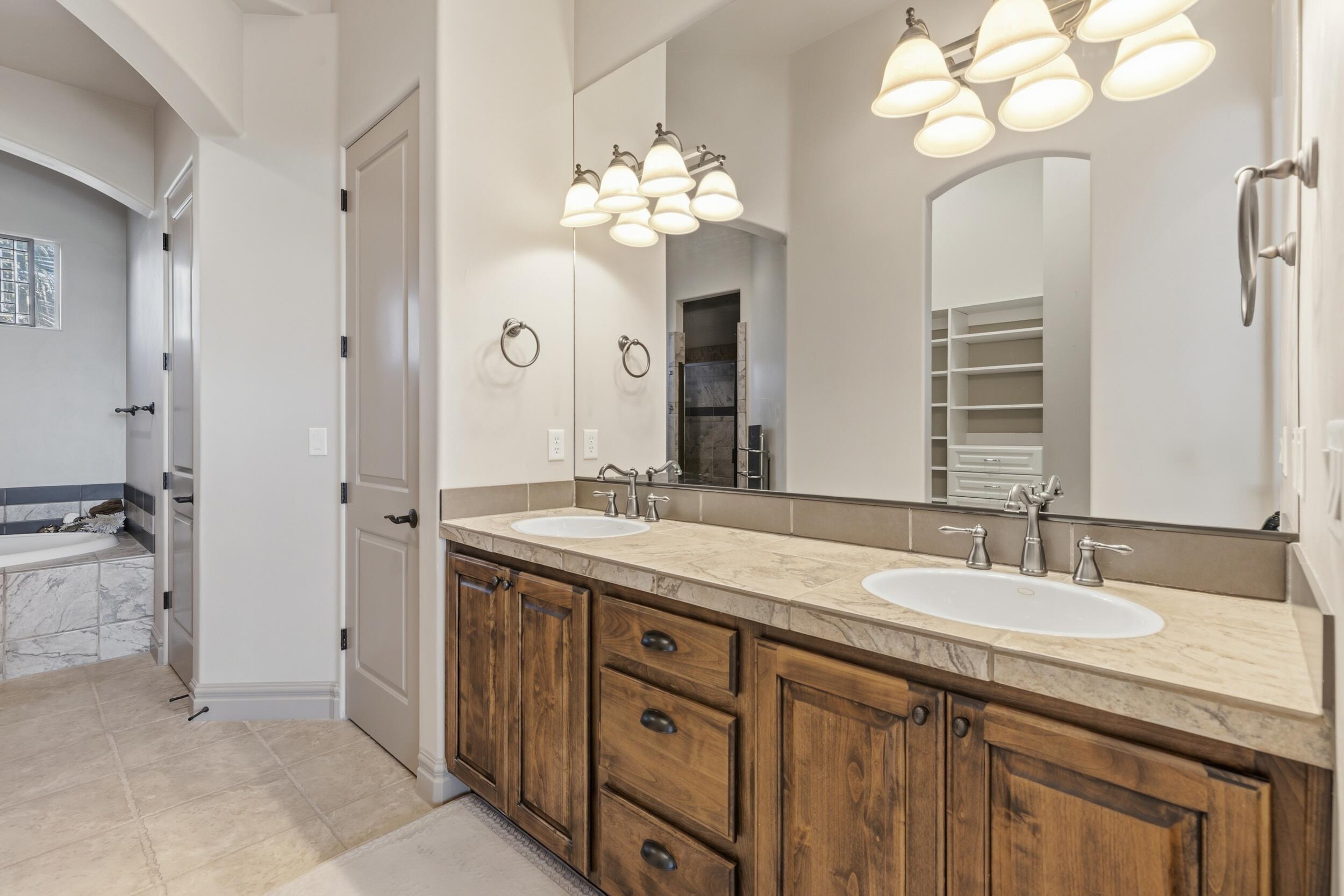 BRIDGEWATER TOWNHOMES AT SUNBROOK - Residential