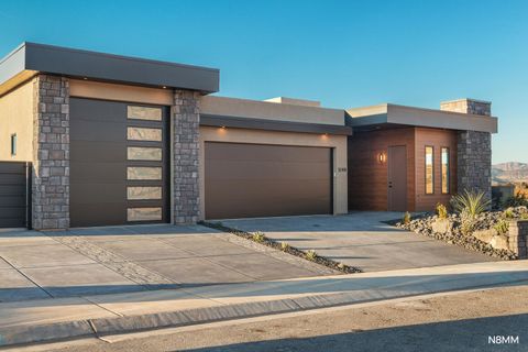 Photo of 3140 S GRAND STAIRCASE RD, Hurricane, UT 84737 (MLS # 26-269270)