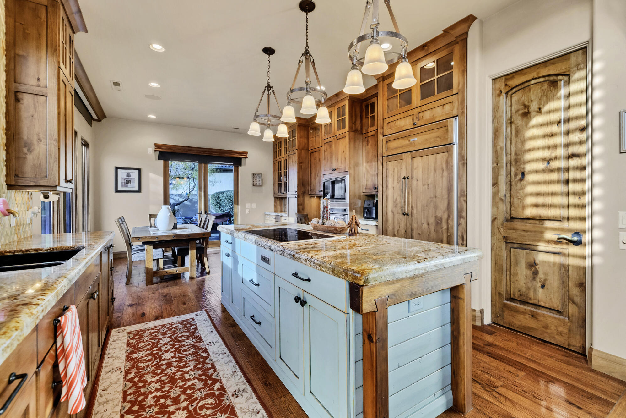 WHISPER RIDGE - Residential