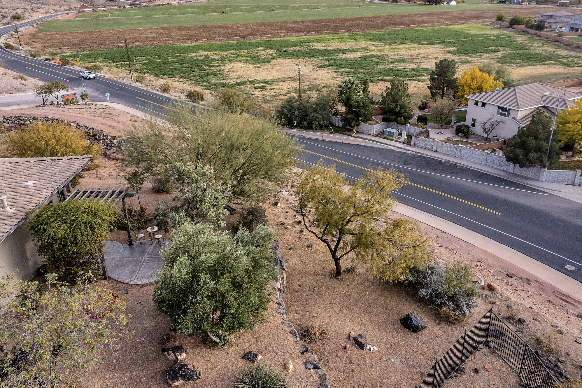 WHISPER RIDGE - Residential