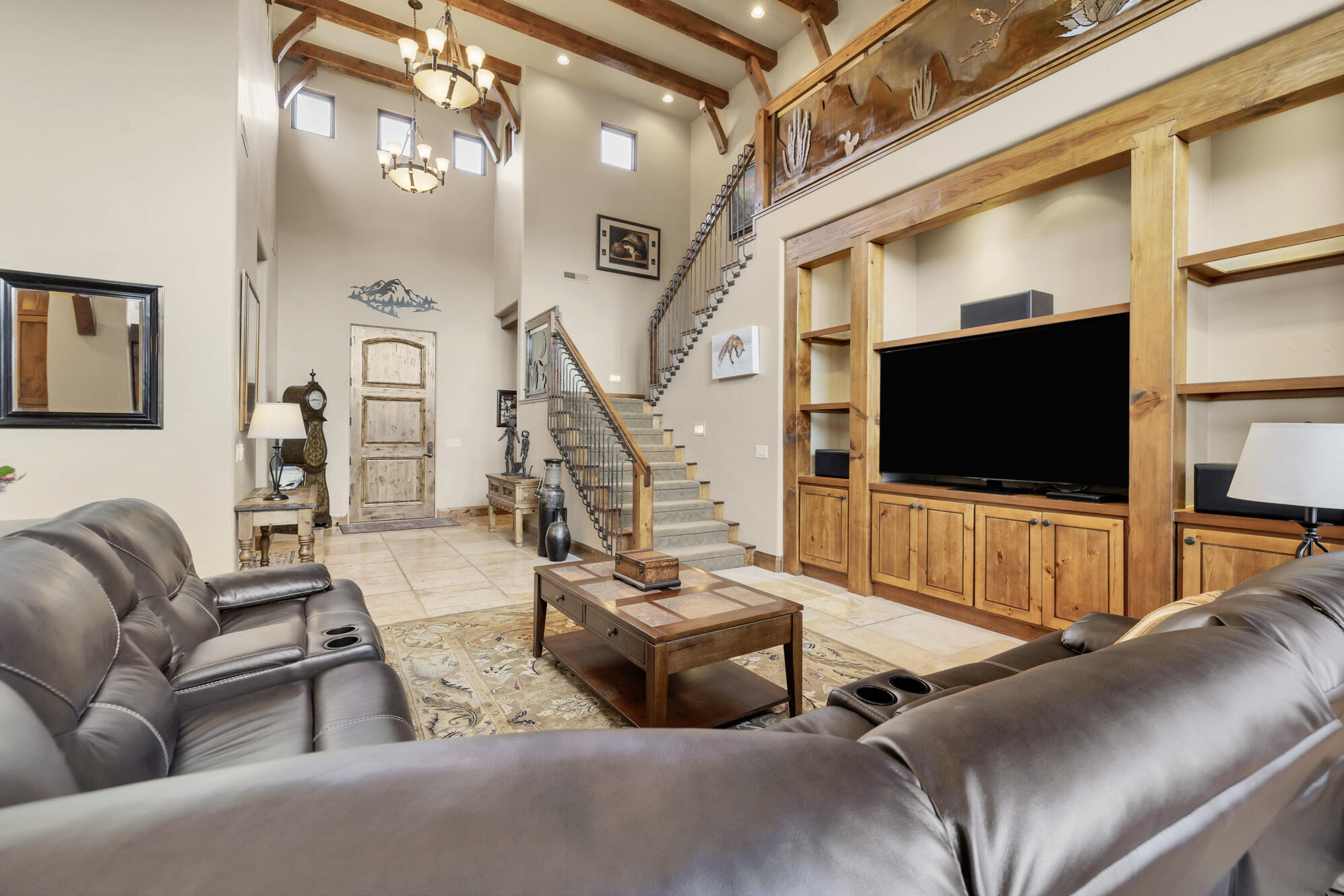 WHISPER RIDGE - Residential