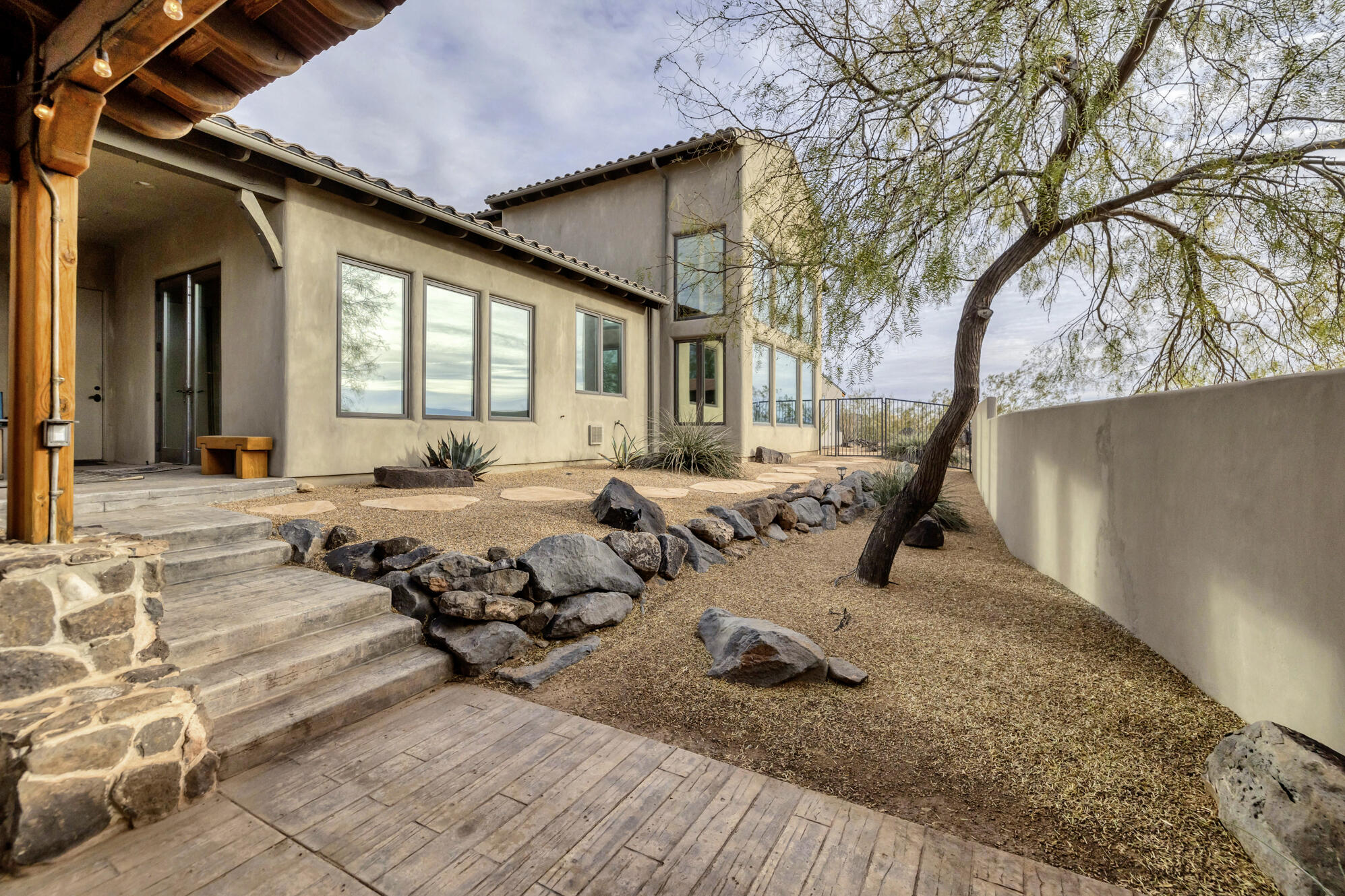 WHISPER RIDGE - Residential