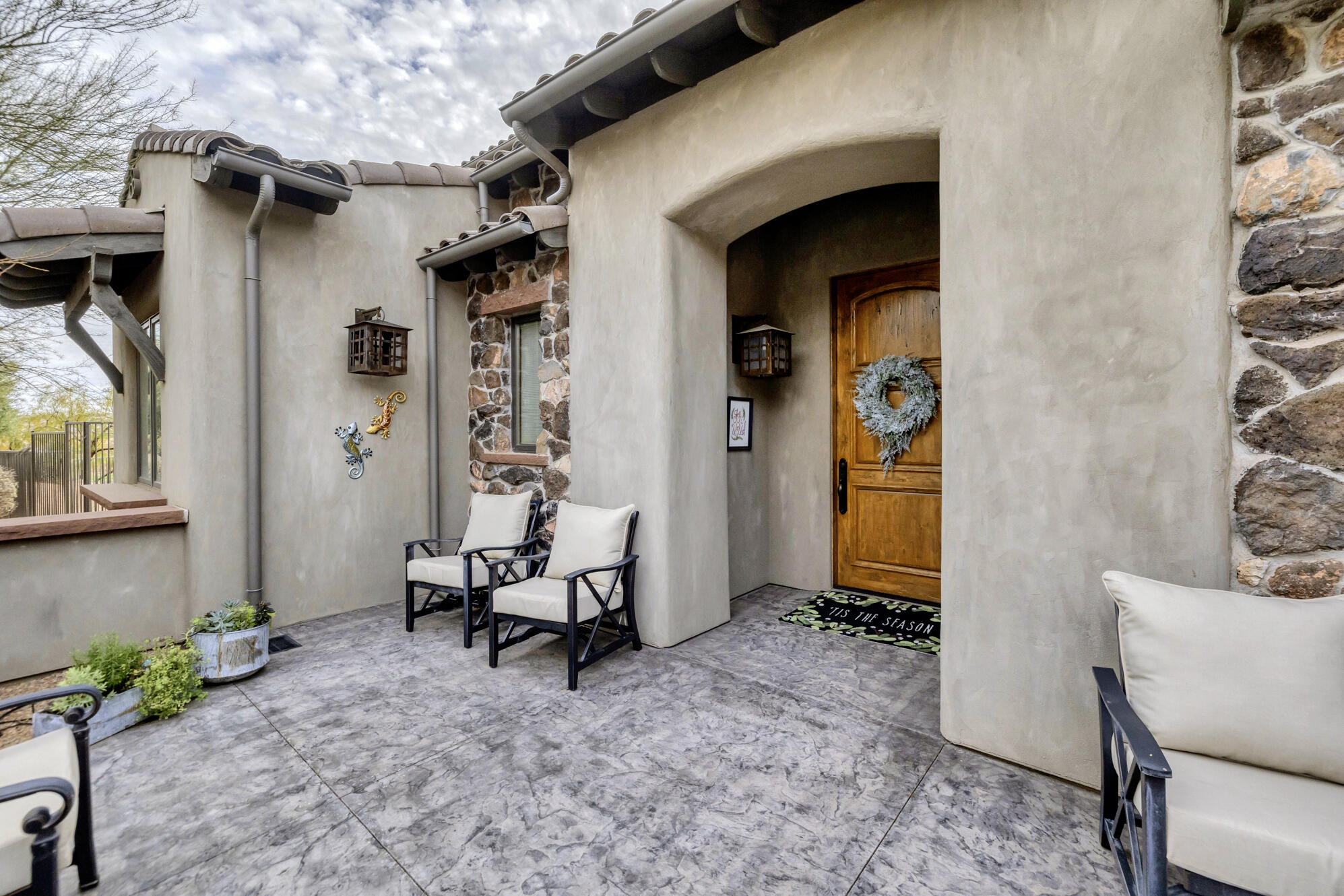 WHISPER RIDGE - Residential