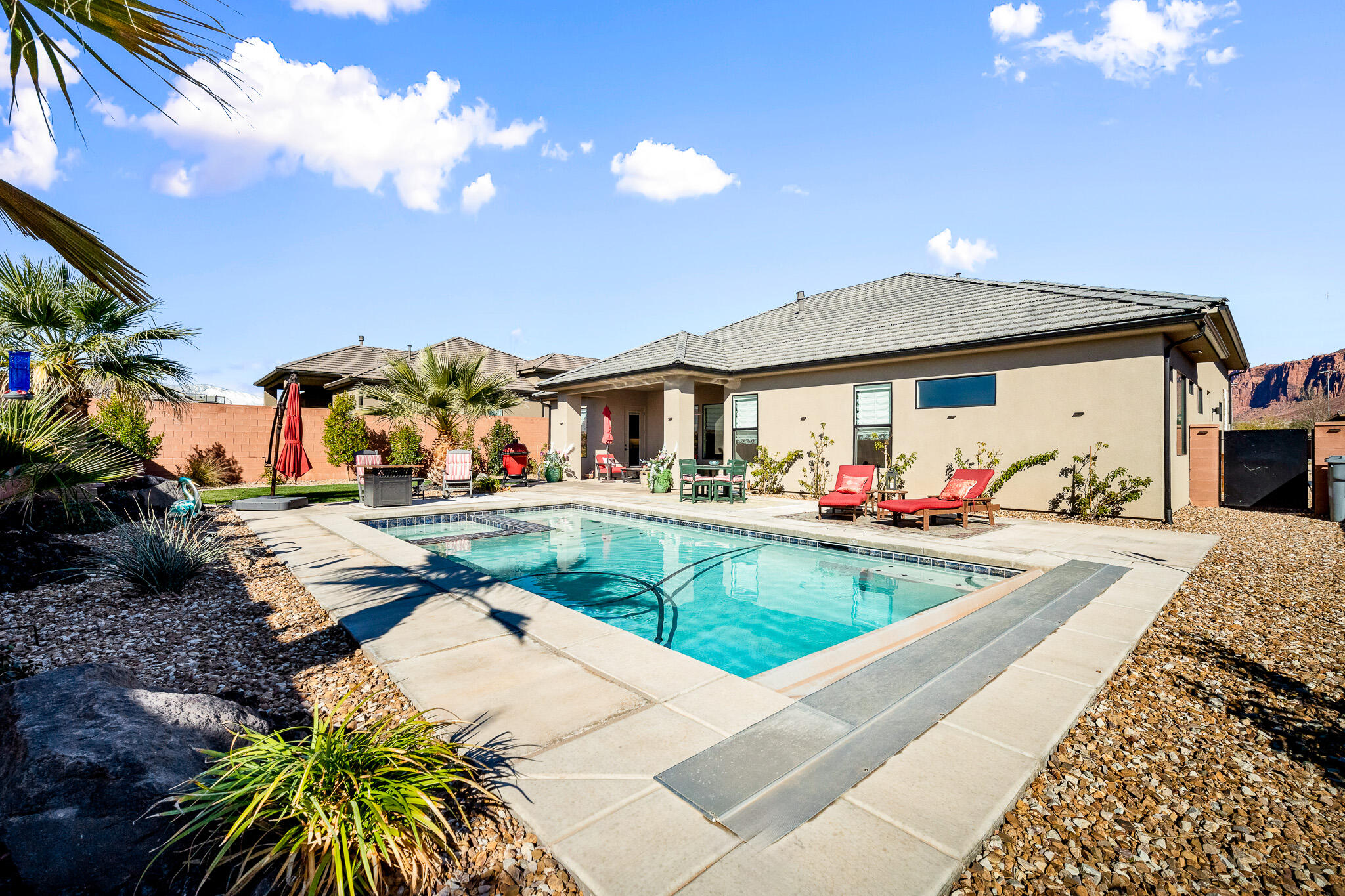 UNITY VILLAGE - Residential