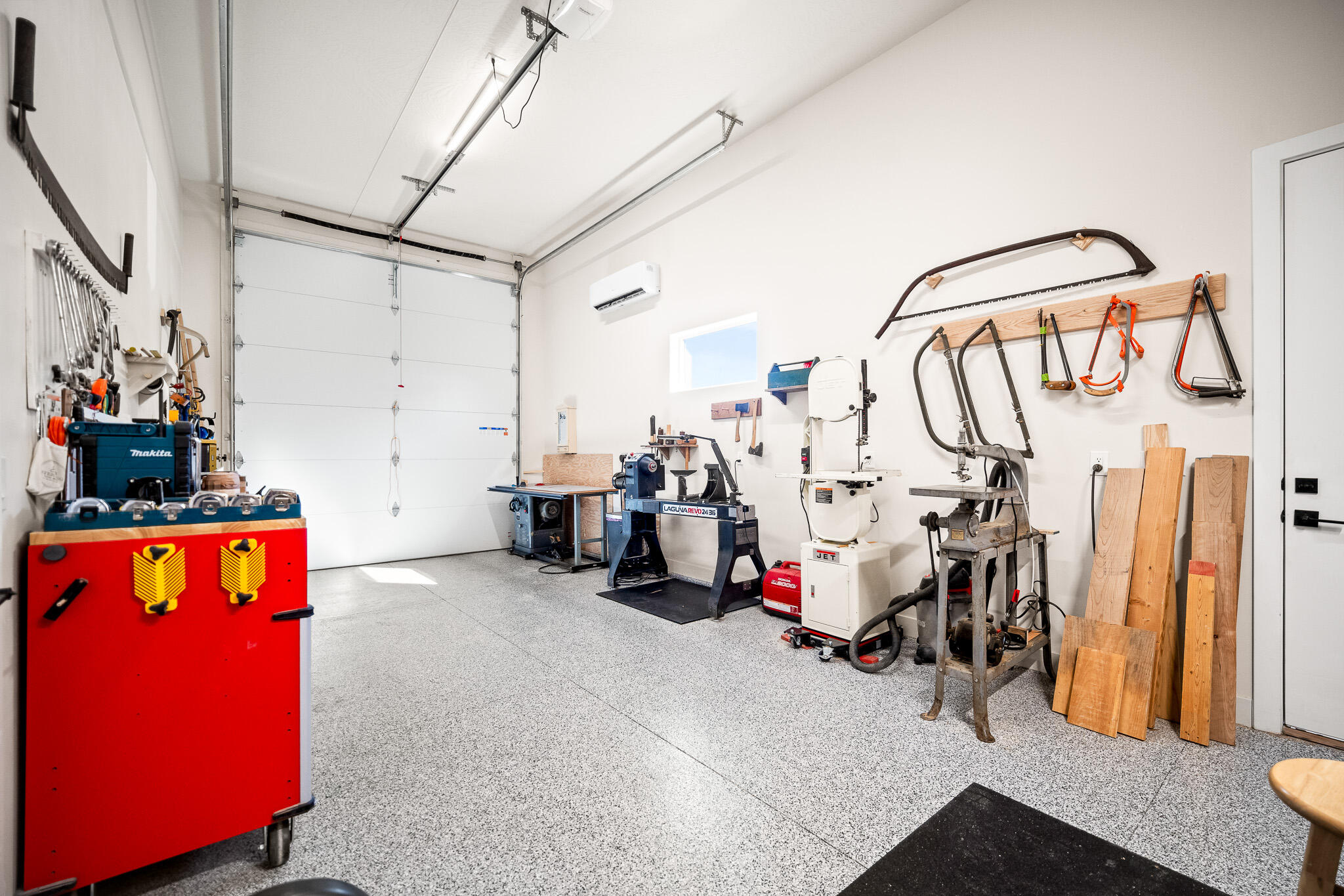 UNITY VILLAGE - Residential