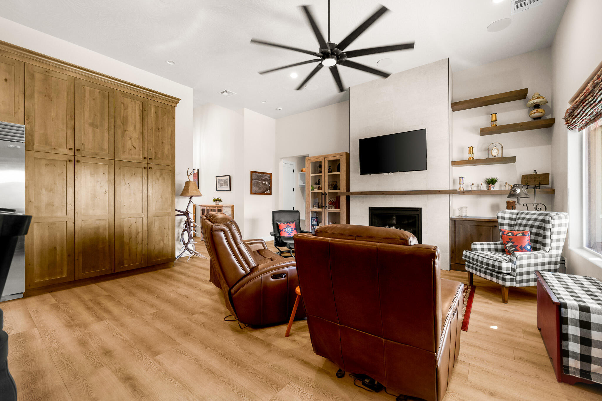 UNITY VILLAGE - Residential