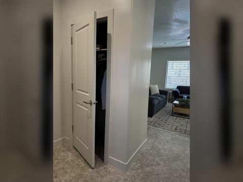 Tiny photo for 528 RIVERBED DR, Washington, UT 84780 (MLS # 26-271962)