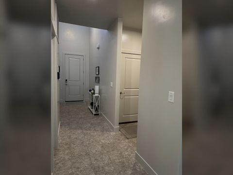 Tiny photo for 528 RIVERBED DR, Washington, UT 84780 (MLS # 26-271962)