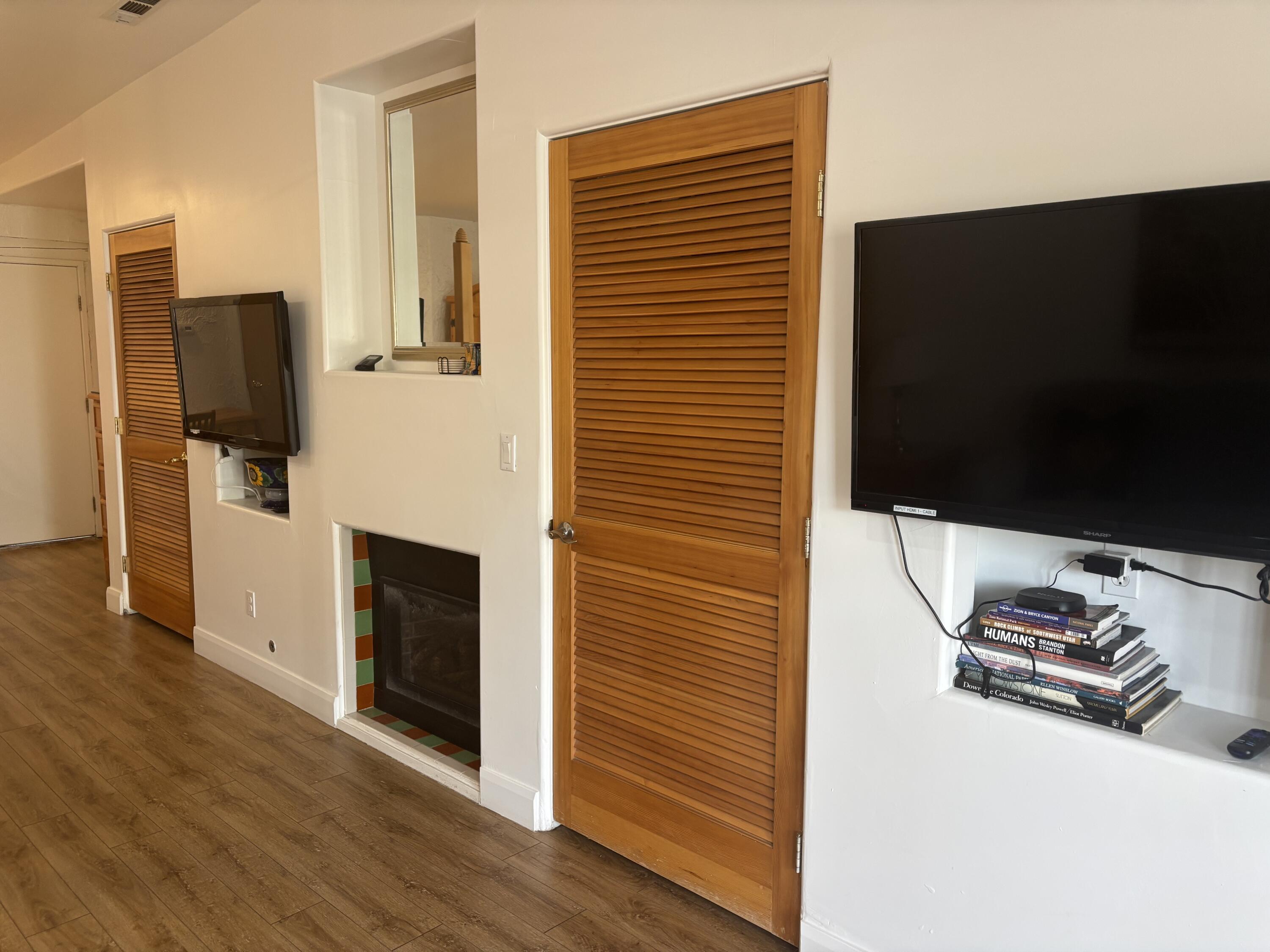 AMIRA AT GREEN VALLEY - Residential