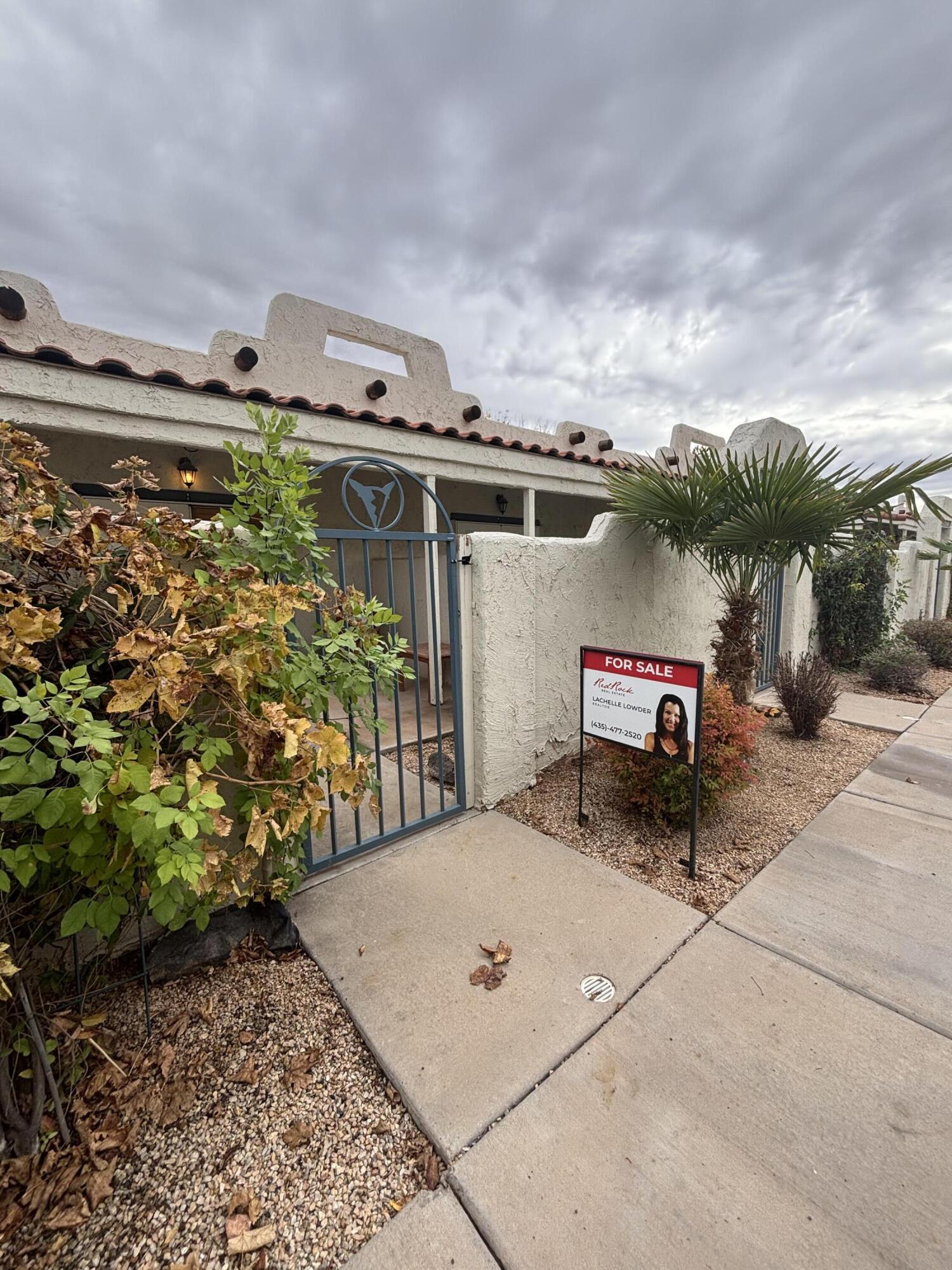 AMIRA AT GREEN VALLEY - Residential