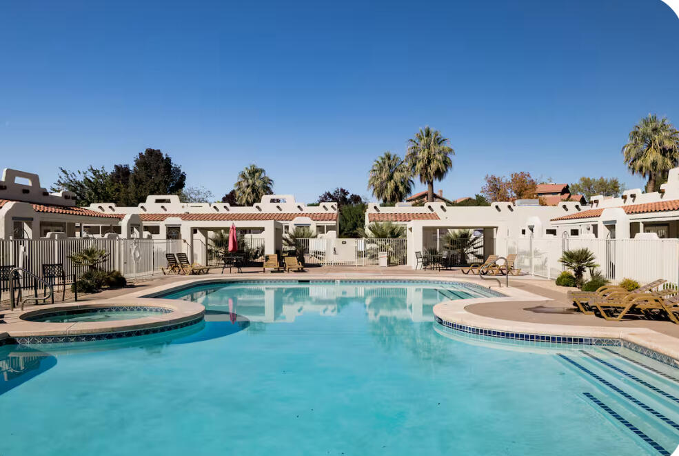 AMIRA AT GREEN VALLEY - Residential