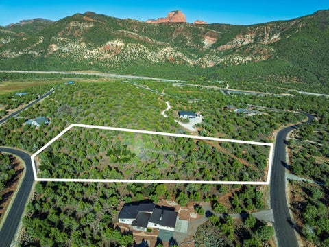 Photo of Lot 325 Escalante Path, New Harmony, UT 84757 (MLS # 26-276846)