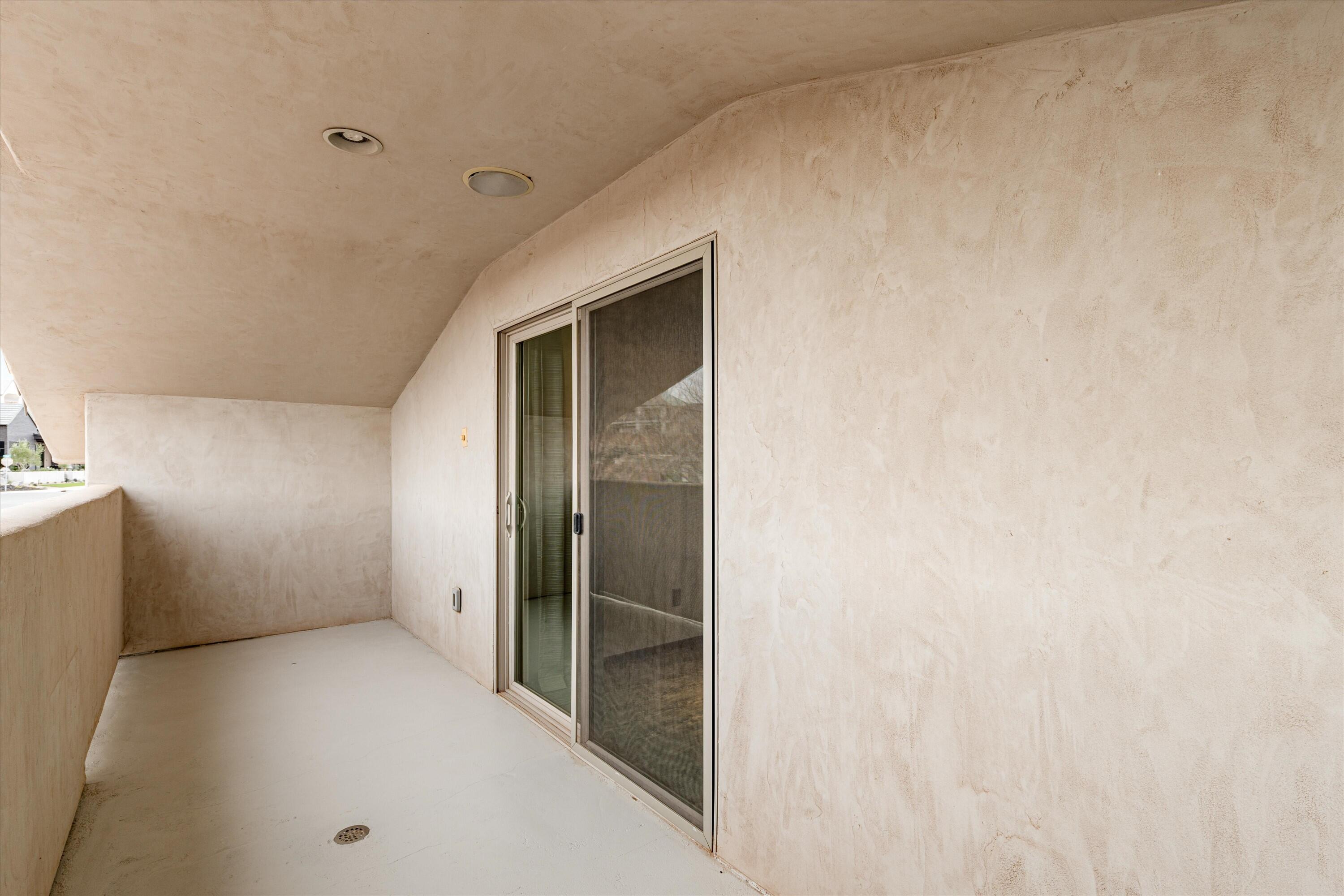 TONAQUINT VALLEY - Residential