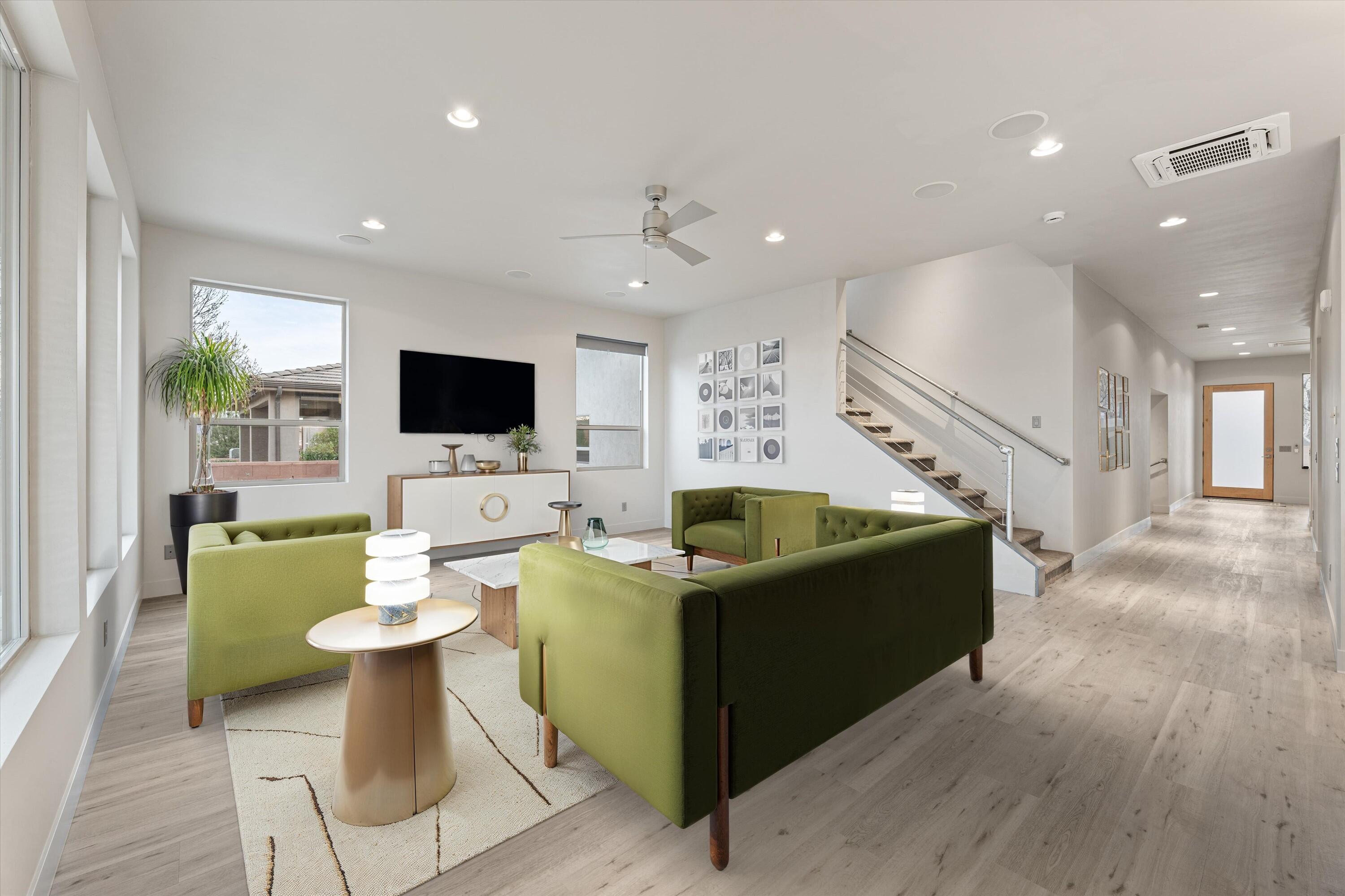 TONAQUINT VALLEY - Residential