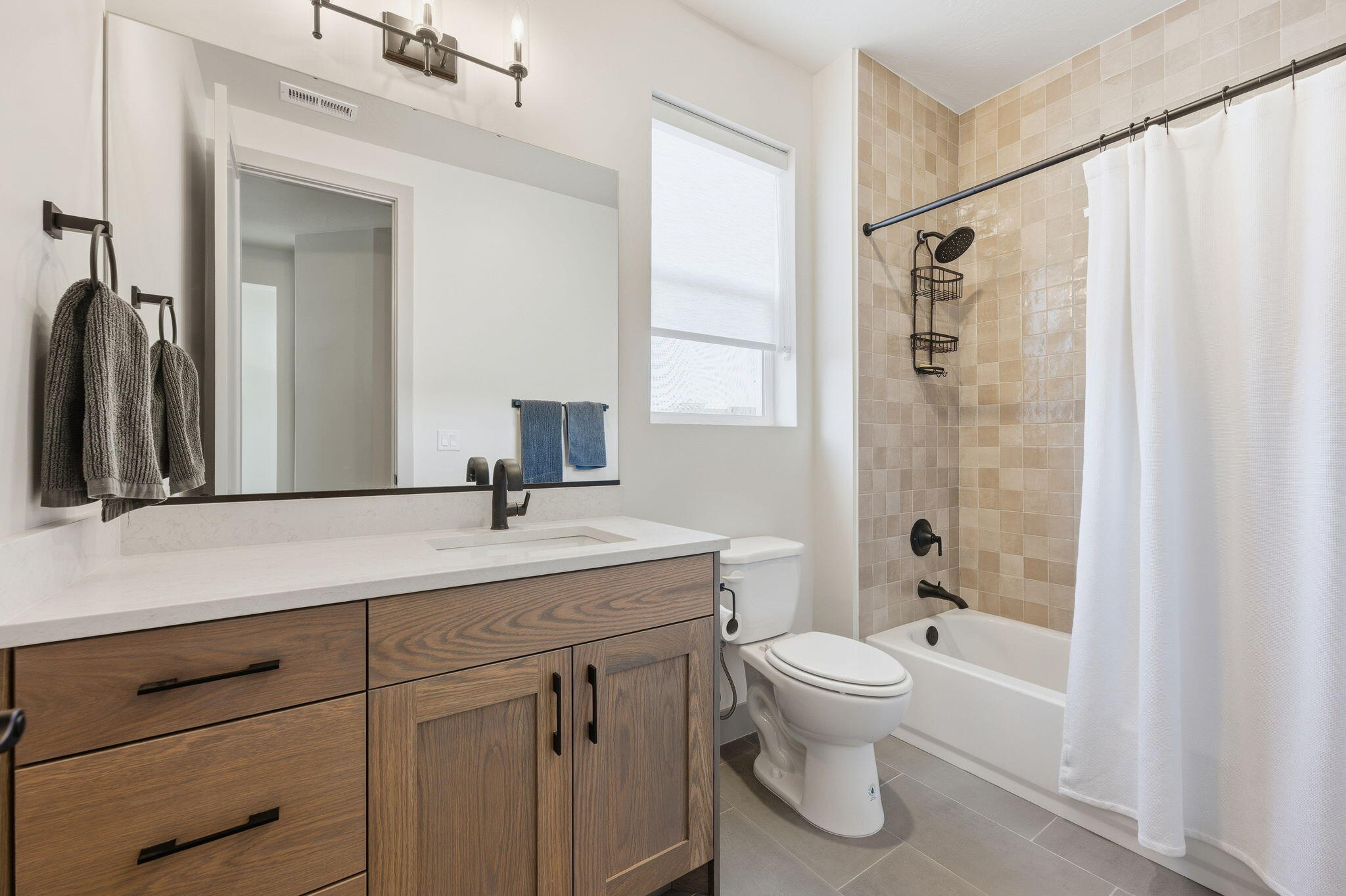 SALARNO HILLS AT DIVARIO - Residential