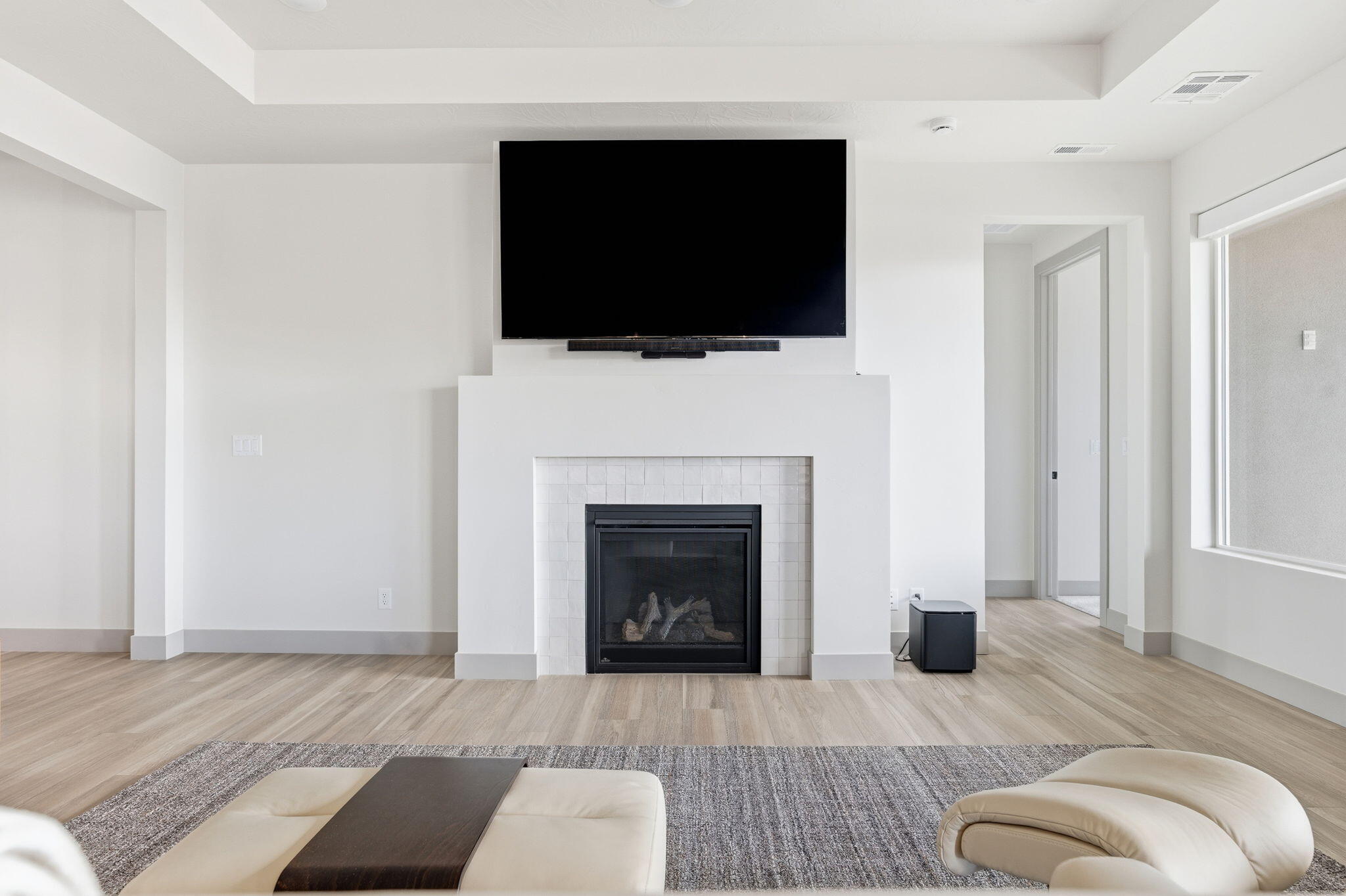 SALARNO HILLS AT DIVARIO - Residential