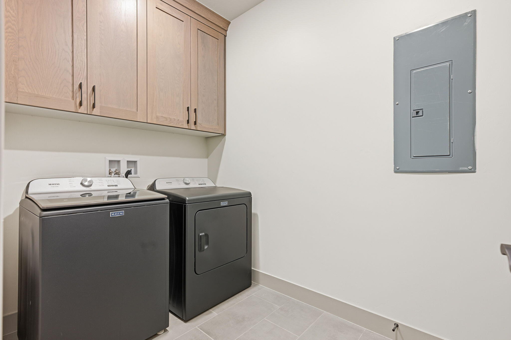 SALARNO HILLS AT DIVARIO - Residential