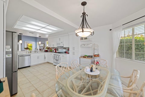Tiny photo for 1699 W Mathis Park Place 33 #33, Saint George, UT 84770 (MLS # 26-273296)