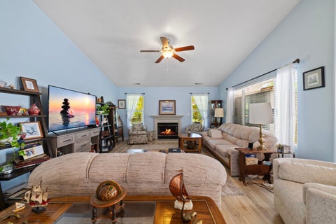 Tiny photo for 1699 W Mathis Park Place 33 #33, Saint George, UT 84770 (MLS # 26-273296)