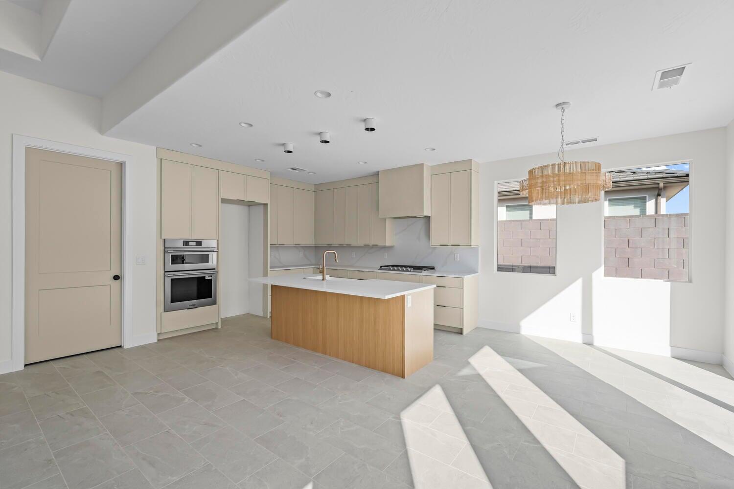 SAND HOLLOW VILLAGE - Residential